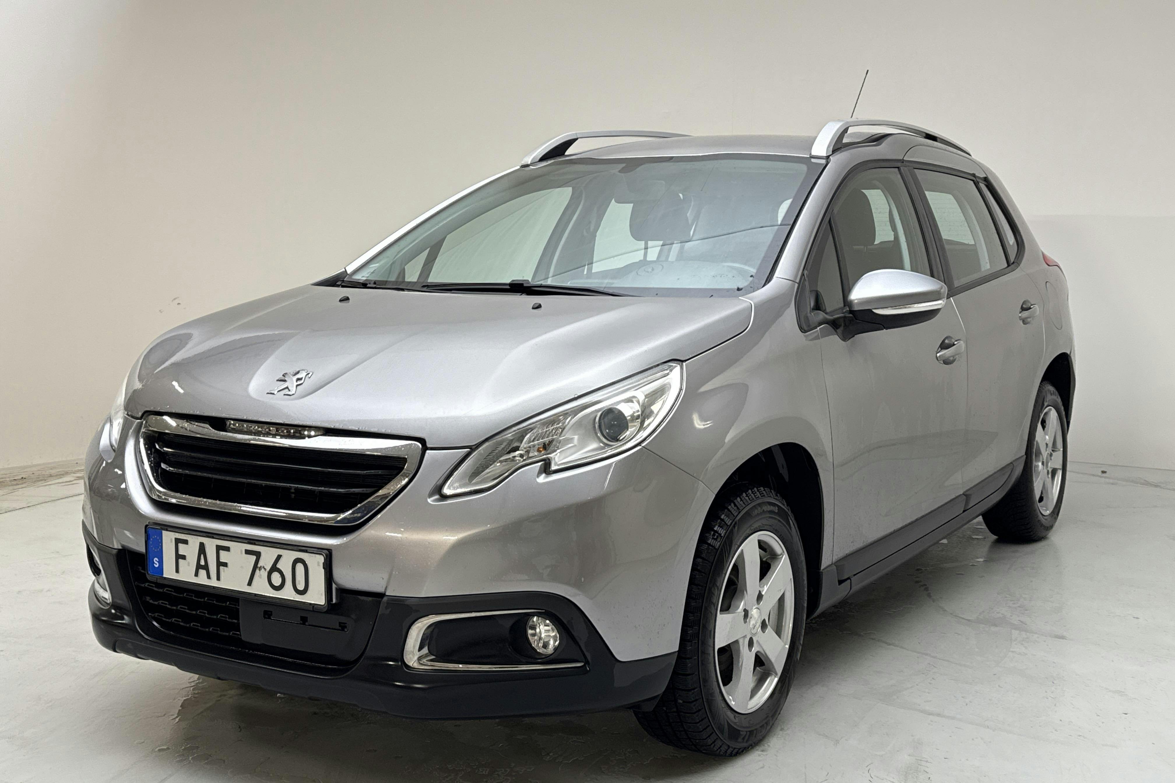Esittelykuva 1 osoitteesta 12: Peugeot 2008 1.2 VTi (82hk) - 98 490 km - Automaattinen - harmaa - 2015