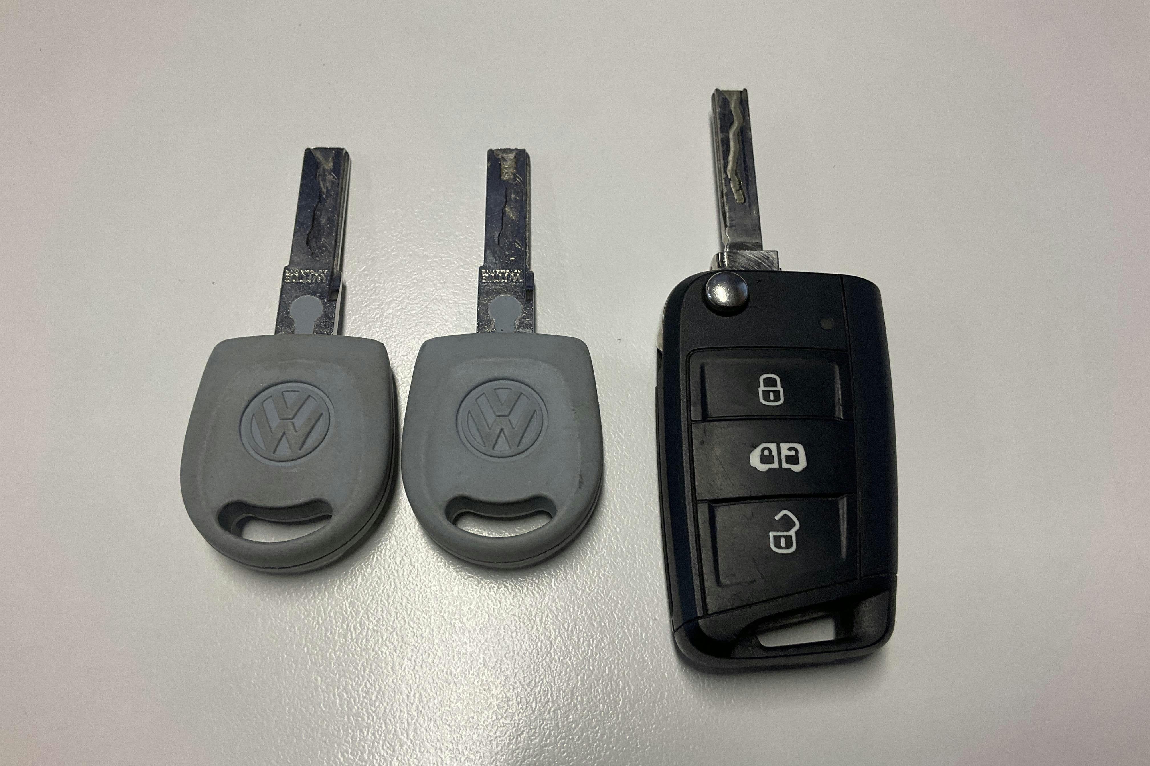 Esitlusfoto 14 aadressil 14: VW Transporter T6.1 Skåp TDI (150hk) - 140 170 km - Automaatne - valge - 2022