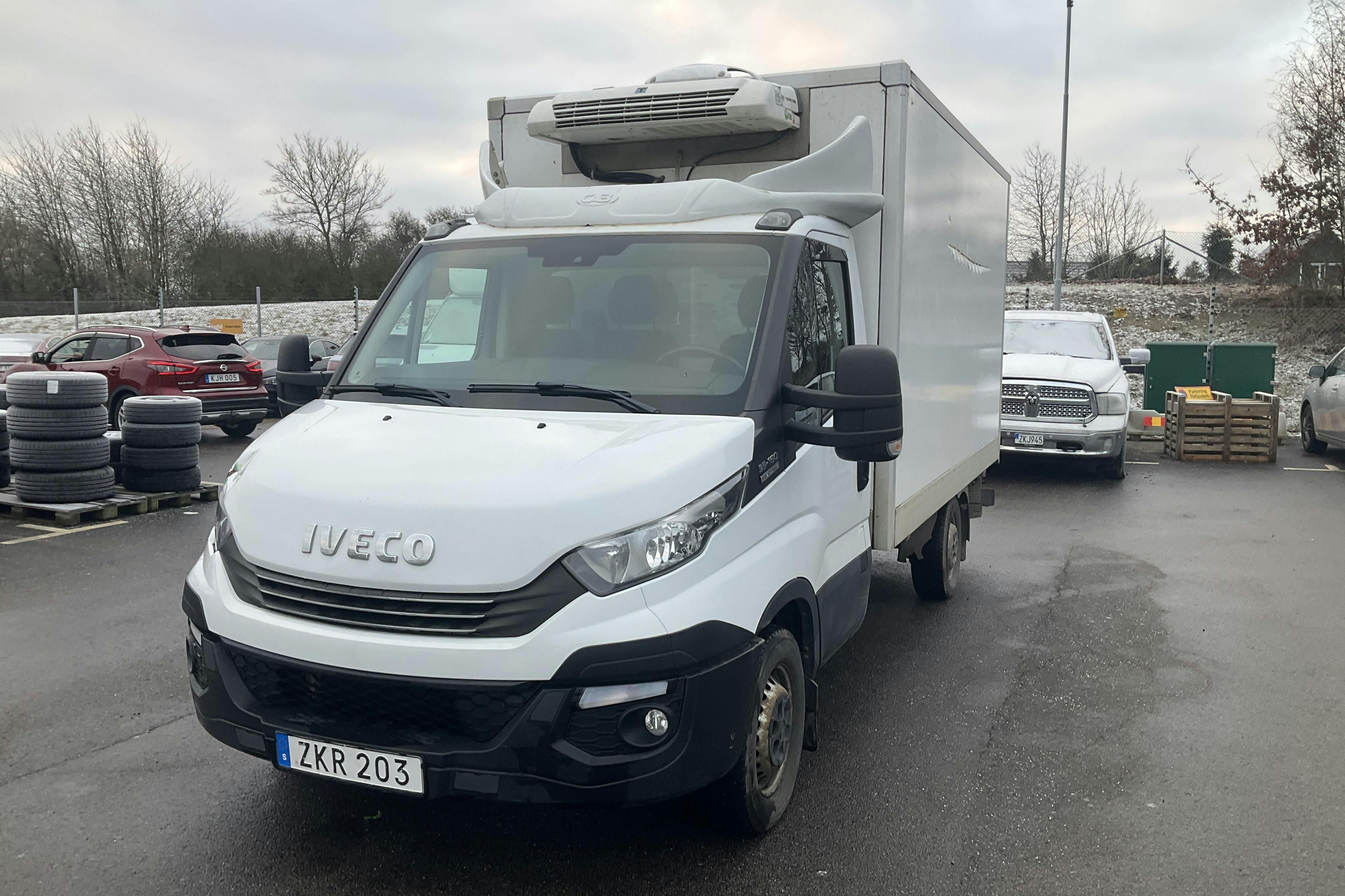 Esitlusfoto 1 aadressil 21: Iveco Daily 35 2.3 Volymskåp (156hk) - 207 080 km - Automaatne - valge - 2018