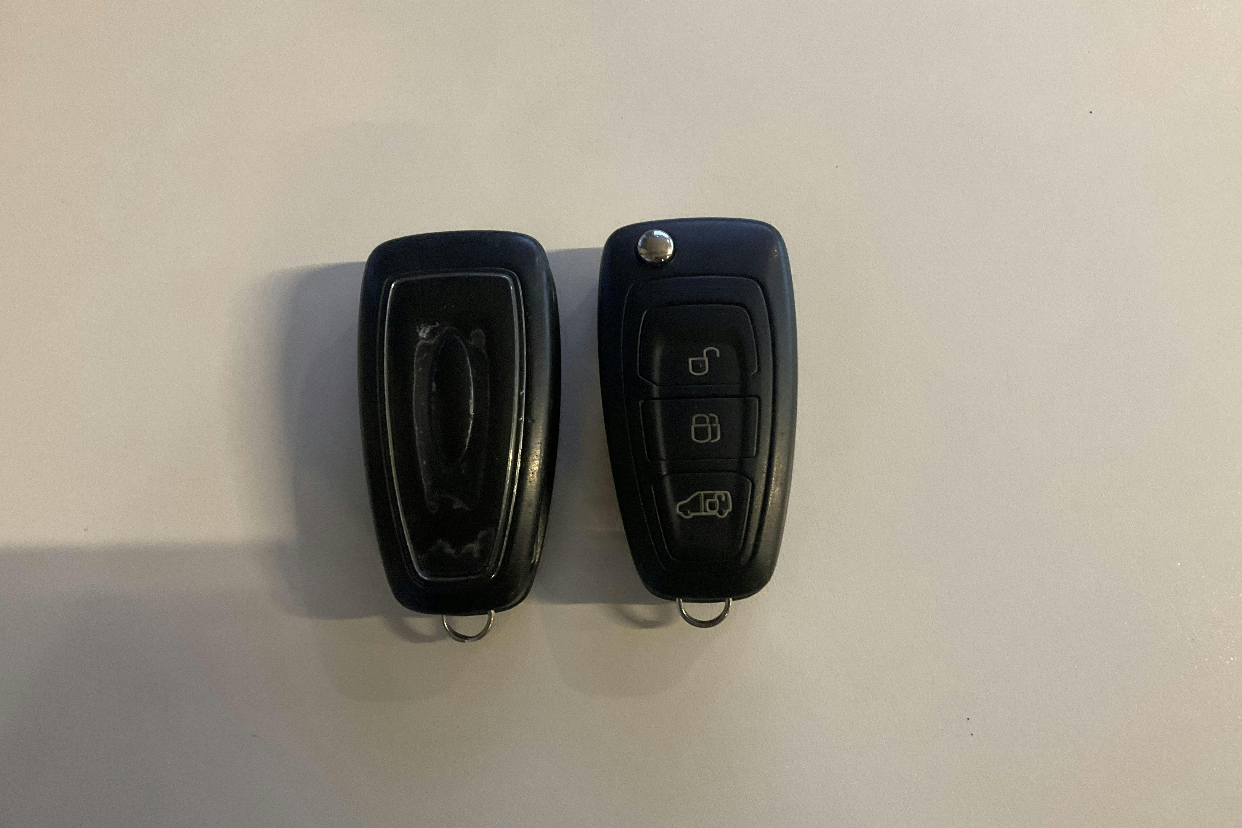 Presentation photo 16 of 16: Ford Transit Connect 1.5 TDCi (100hk) - 95 220 km - Manual - white - 2018