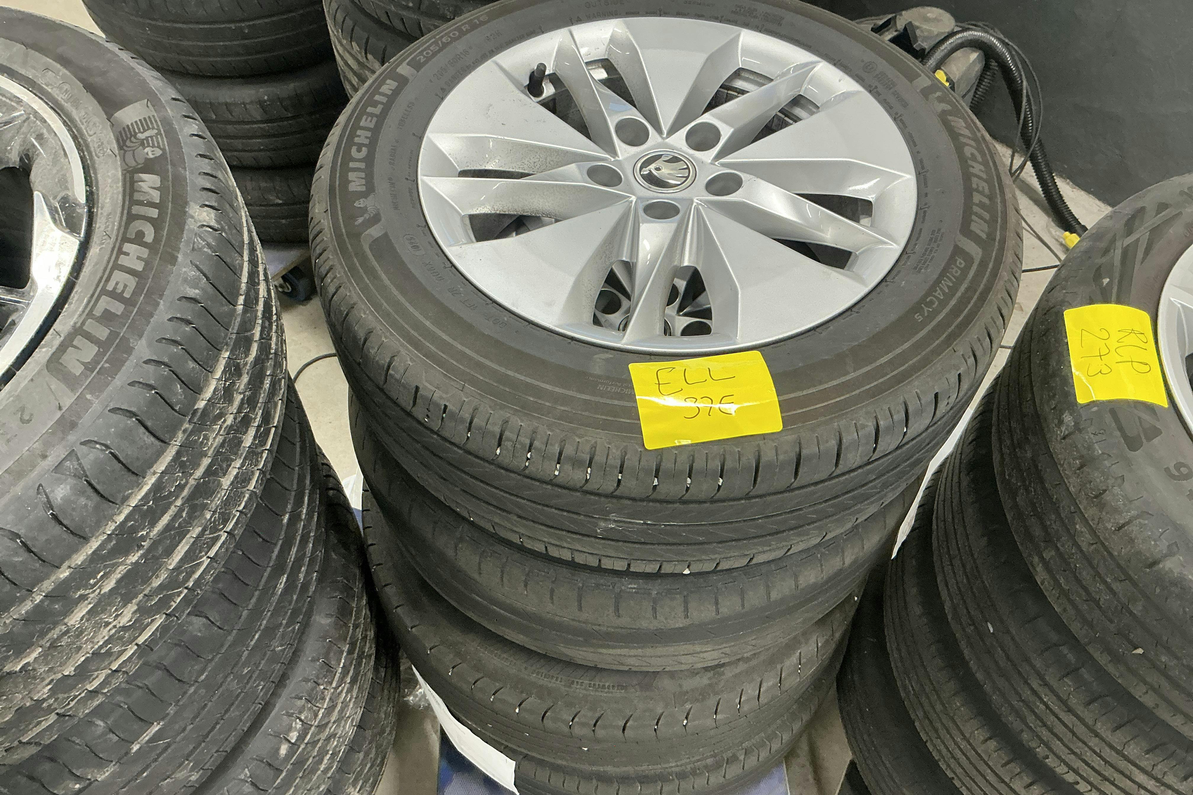 Presentationsfoto 16 av 16: Skoda Octavia 2.0 TDI Combi (116hk) - 5 420 mil - Automat - vit - 2022