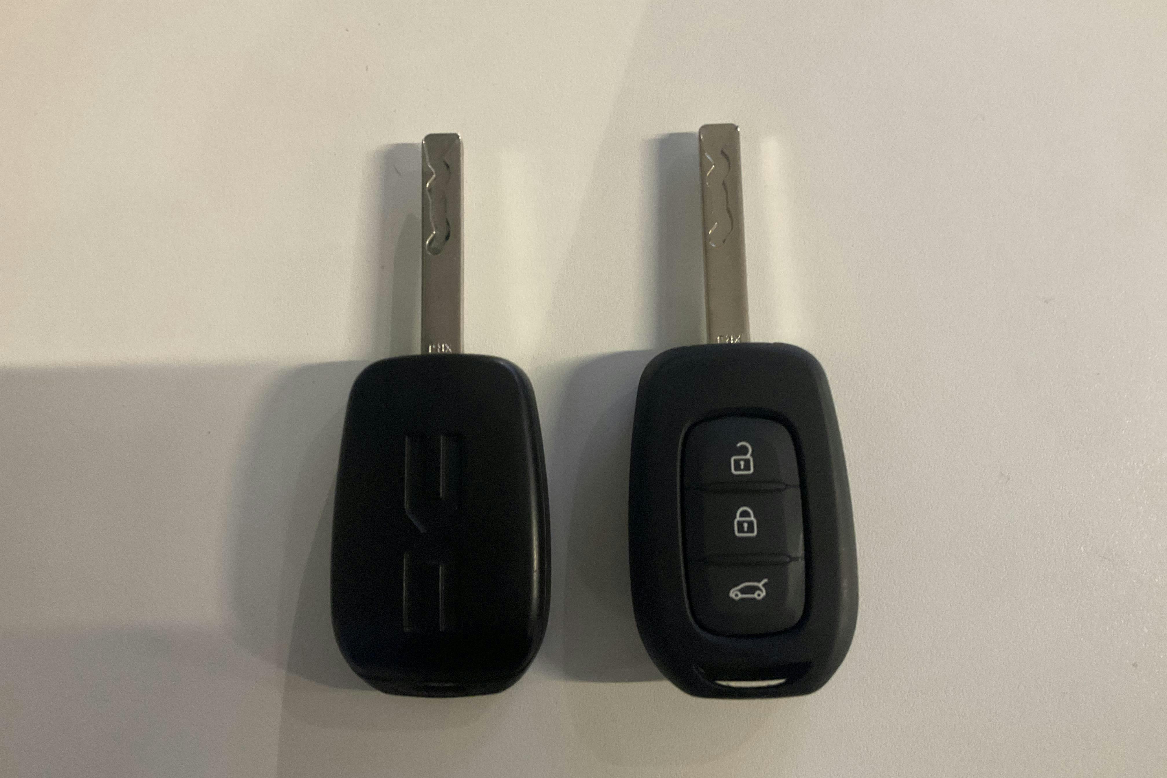 Presentationsfoto 15 av 15: Dacia Sandero 1.0 TCe (90hk) - 2 652 mil - Automat - svart - 2024