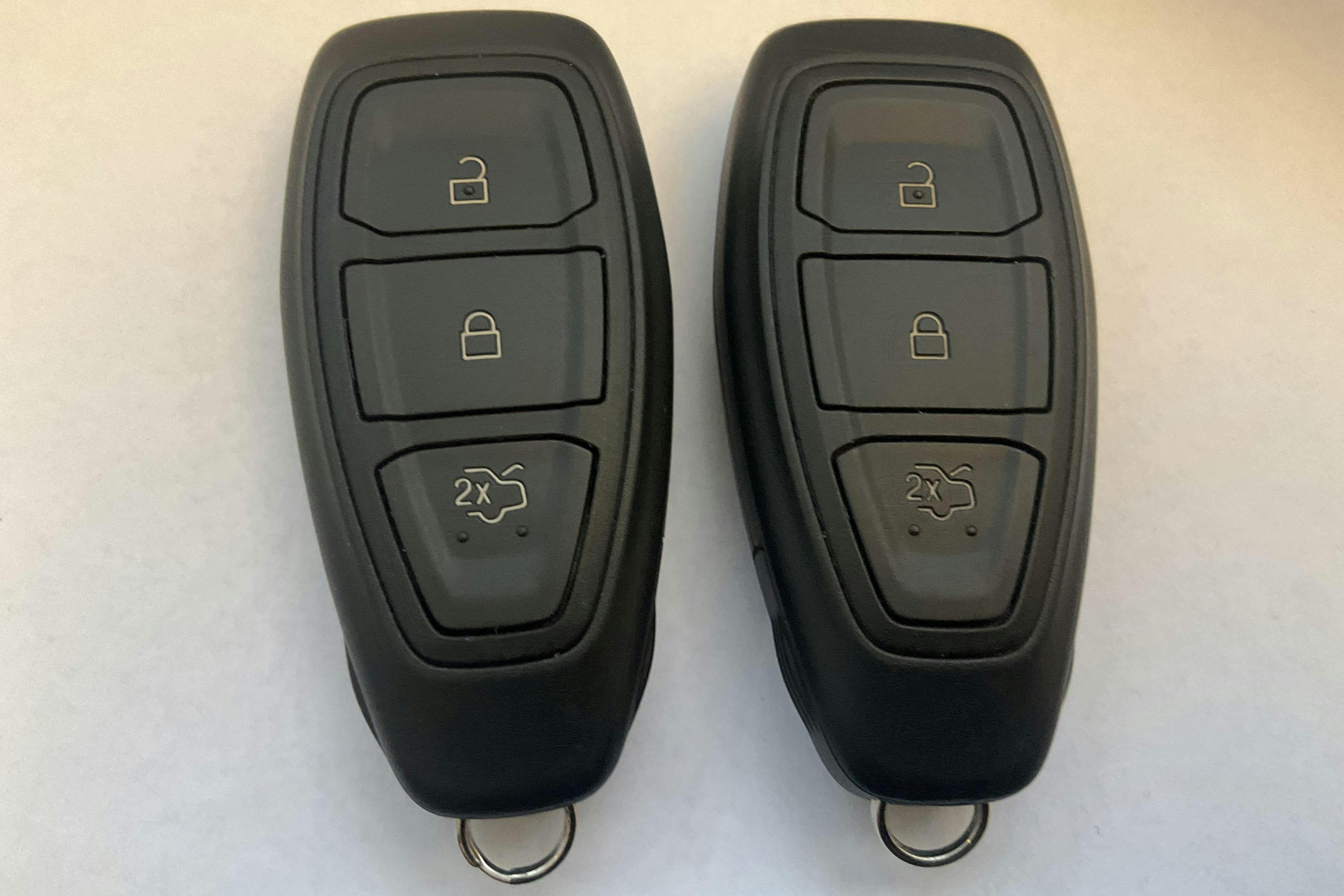 Presentation photo 15 of 15: Ford Puma 1.0T E85 MHEV (125hk) - 23 900 km - Manual - red - 2024