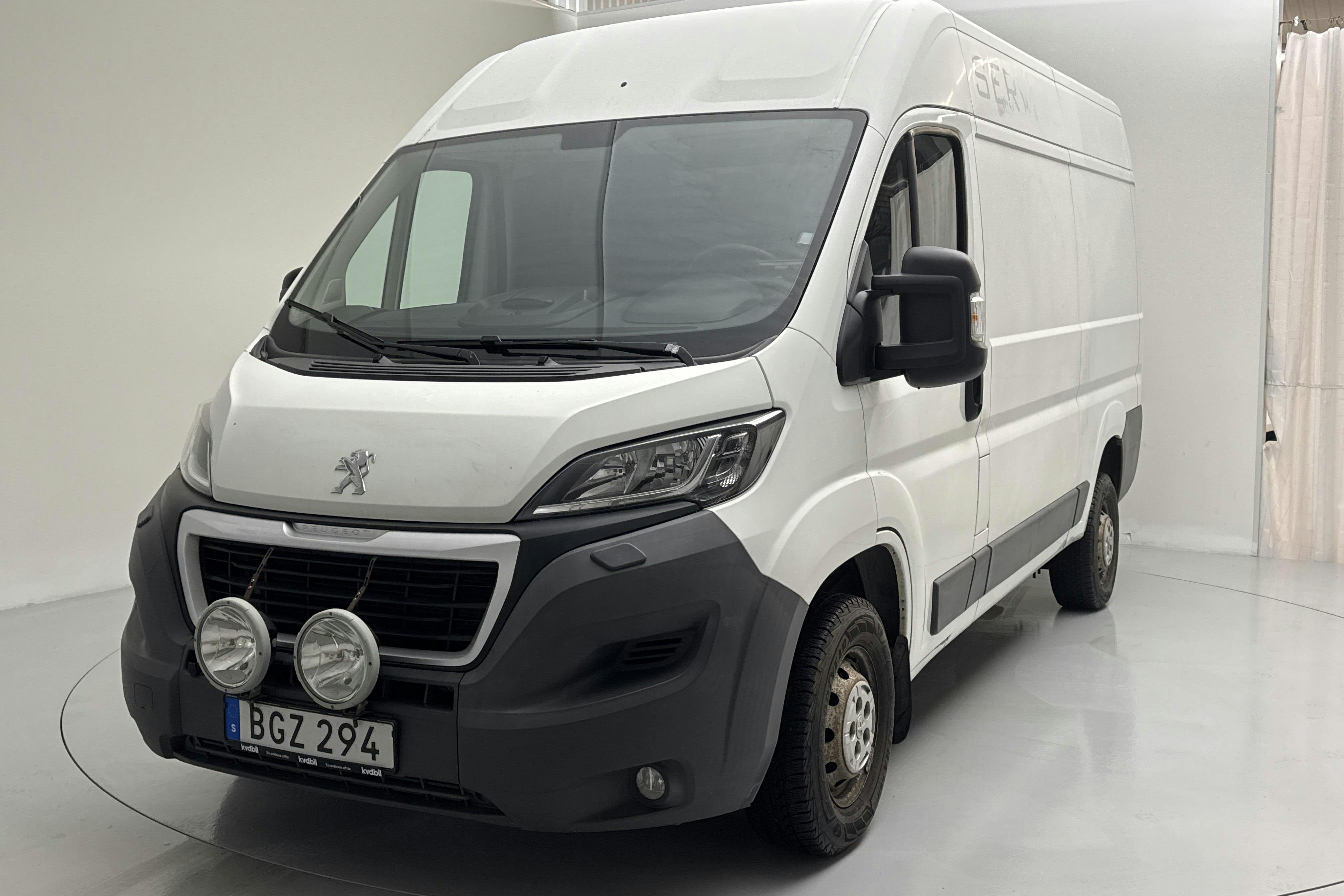 Präsentationsfoto 1 von 17: Peugeot Boxer 2.2 HDI Skåp (130hk) - 196 940 Kilometer - Handbuch - Weiß - 2016