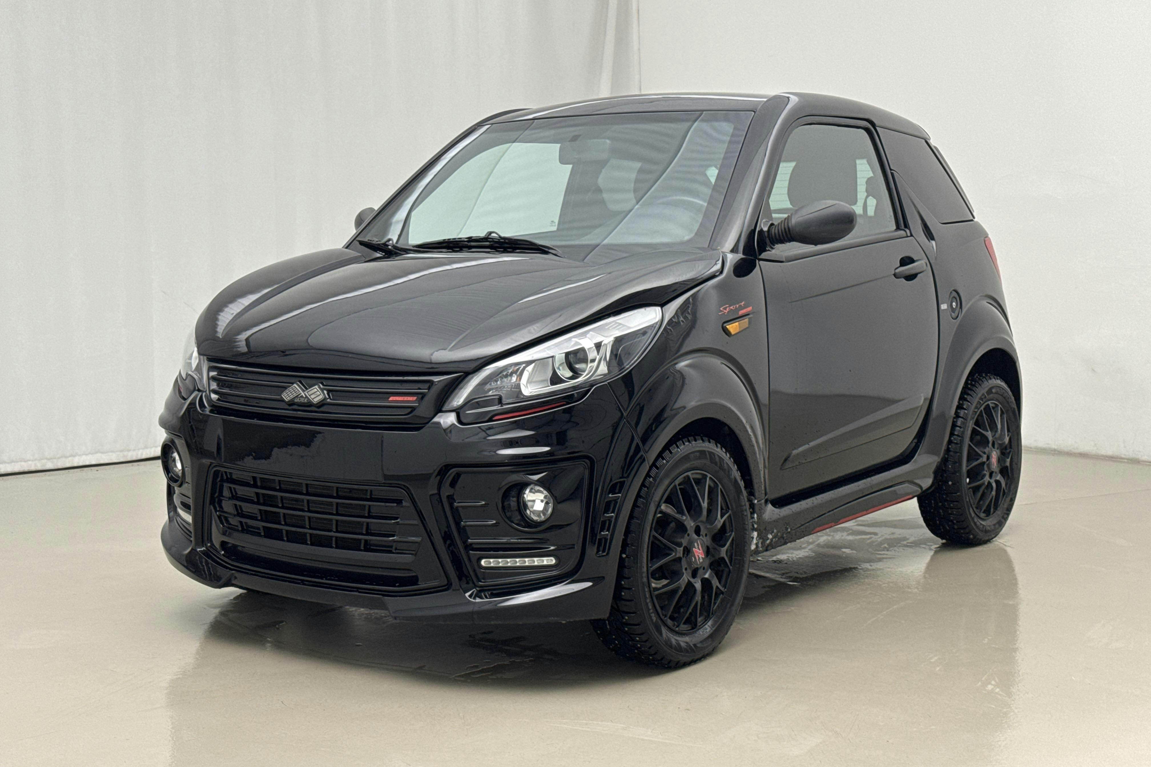 Presentation photo 1 of 20: LIGIER JS50 Sport ULTIMATE Mopedbil - 29 640 km - Automatic - 2020