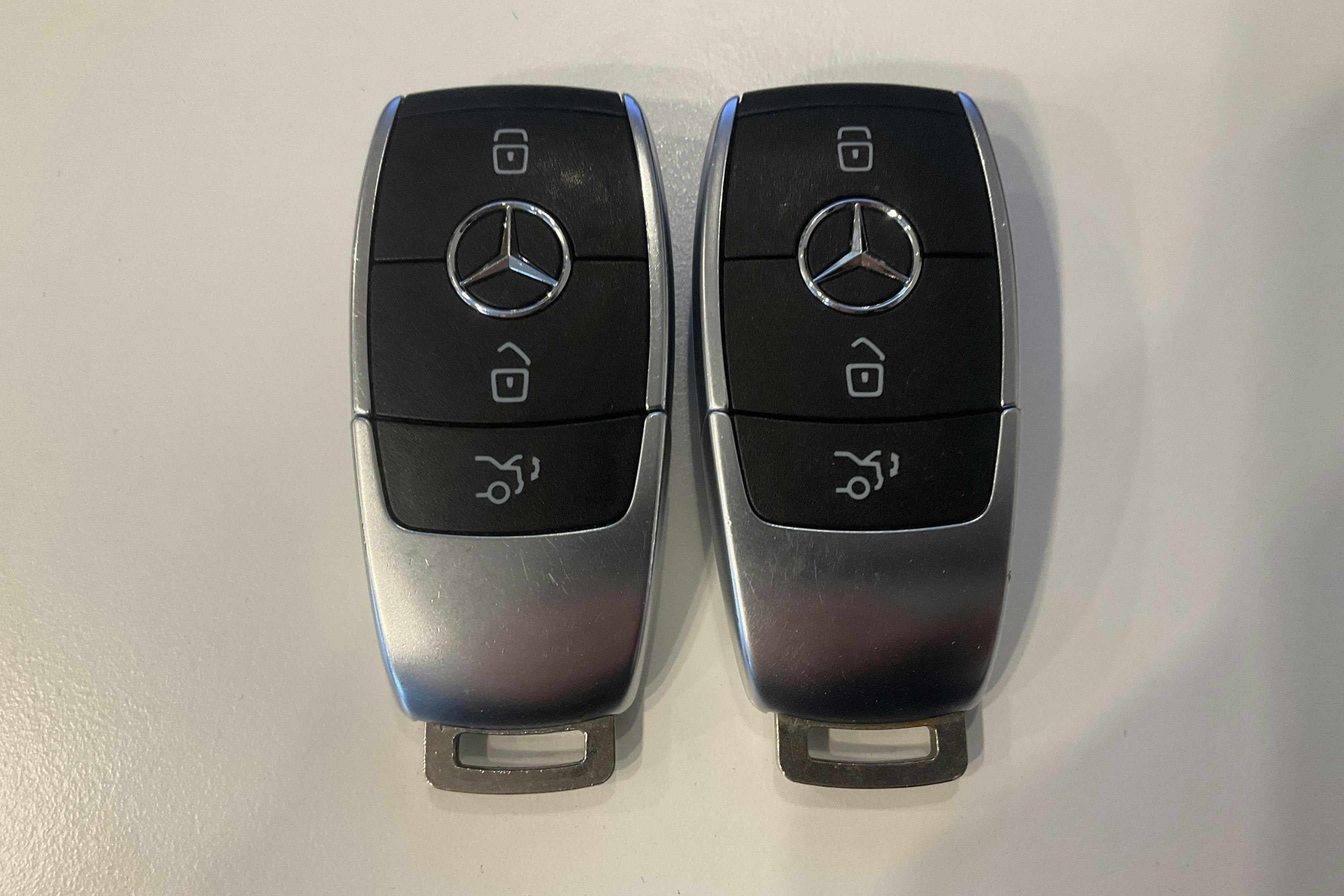 Presentation photo 25 of 25: Mercedes GLA 200 d 4MATIC H247 (150hk) - 57 570 km - Automatic - red - 2021