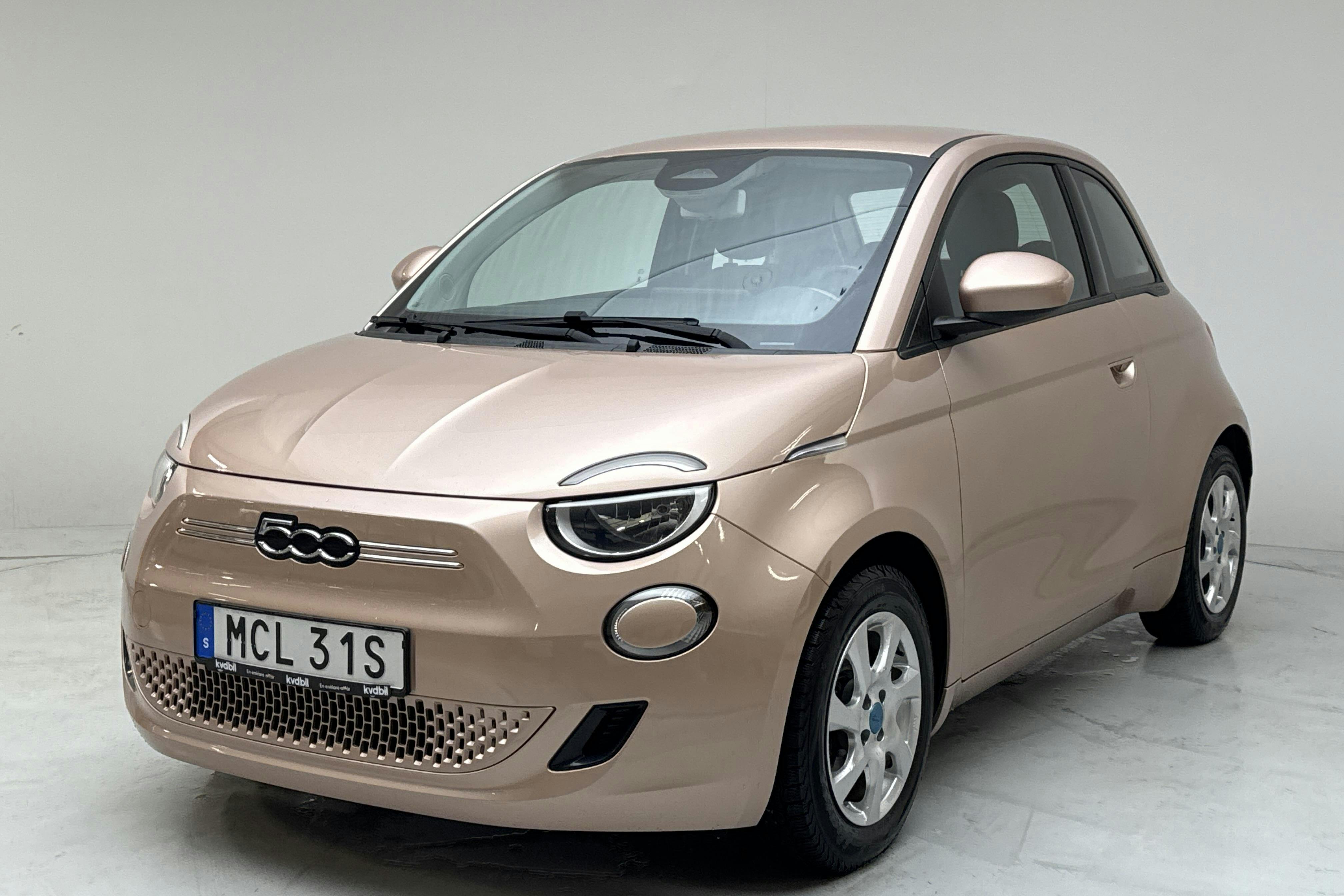 Esittelykuva 1 osoitteesta 15: Fiat 500e (118hk) - 72 010 km - Automaattinen - punainen - 2022