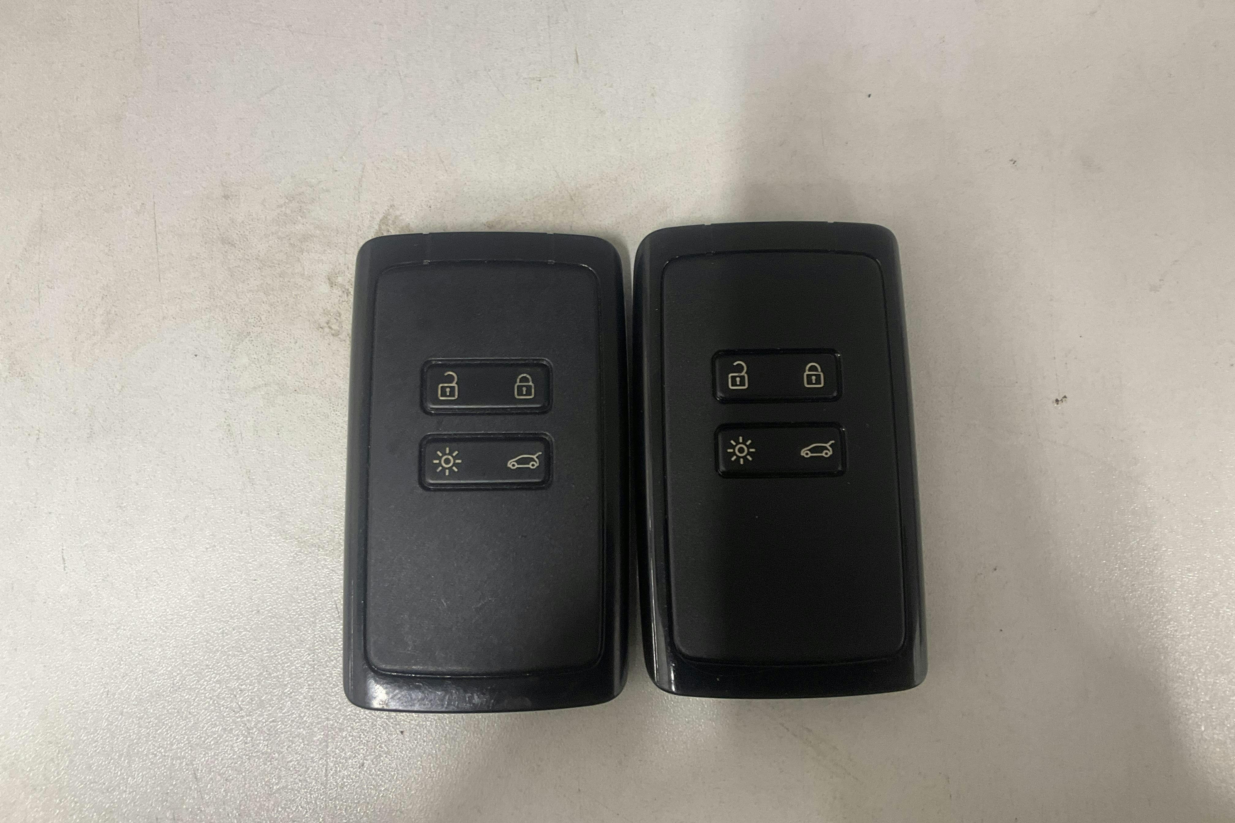 Presentationsfoto 16 av 16: Dacia Jogger 1.0 (110hk) - 588 mil - Manuell - svart - 2025