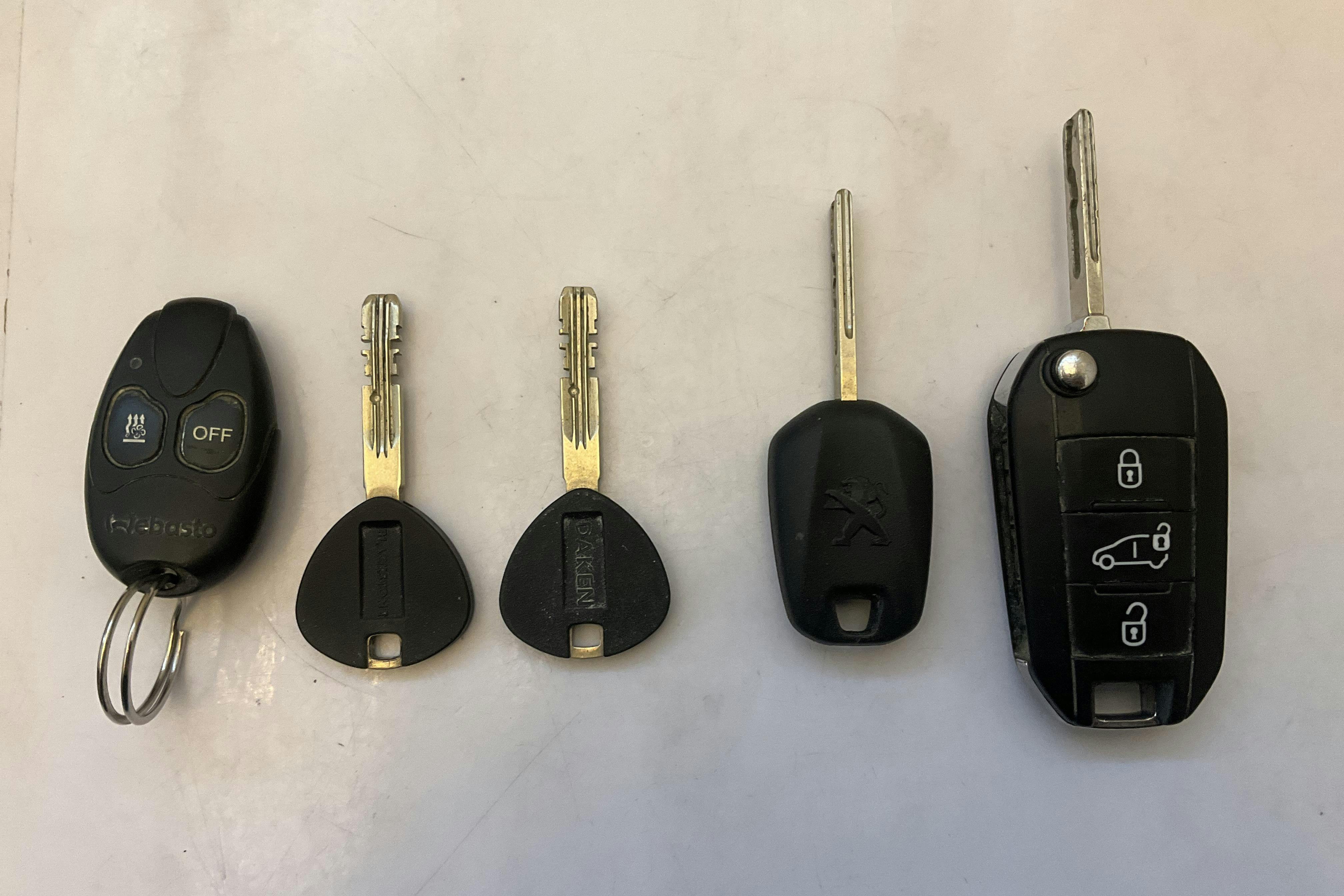 Zdjęcie prezentacyjne 13 z 13: Peugeot Expert BlueHDi Skåp (177hk) - 95 320 km - Automatyczna - czarny - 2021