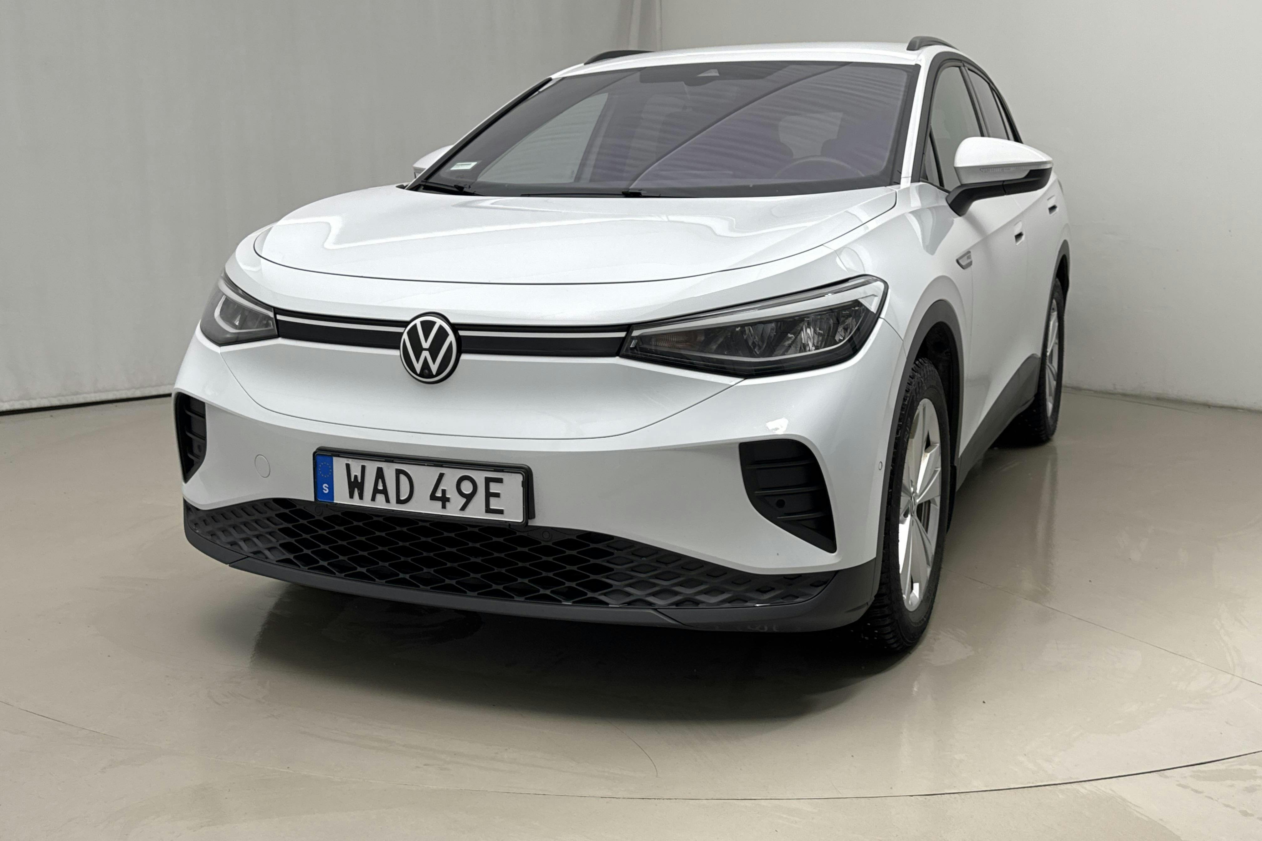 Presentation photo 1 of 23: VW ID.4 77kWh (204hk) - 119 870 km - Automatic - white - 2023