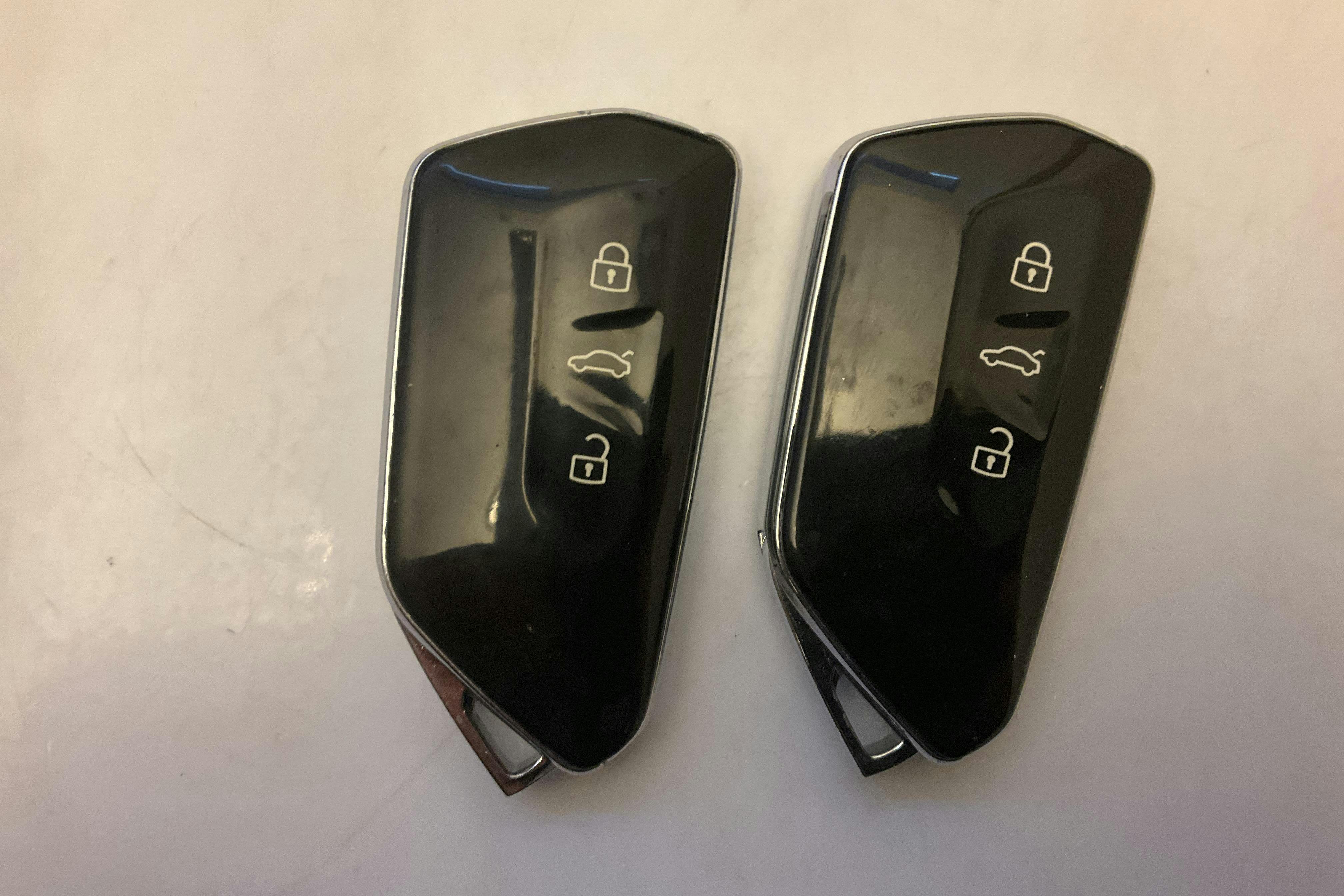 Præsentationsfoto 18 af 18: VW ID.4 GTX 77kWh AWD (299hk) - 97 470 kilometer - Salgsautomat - Sort - 2023