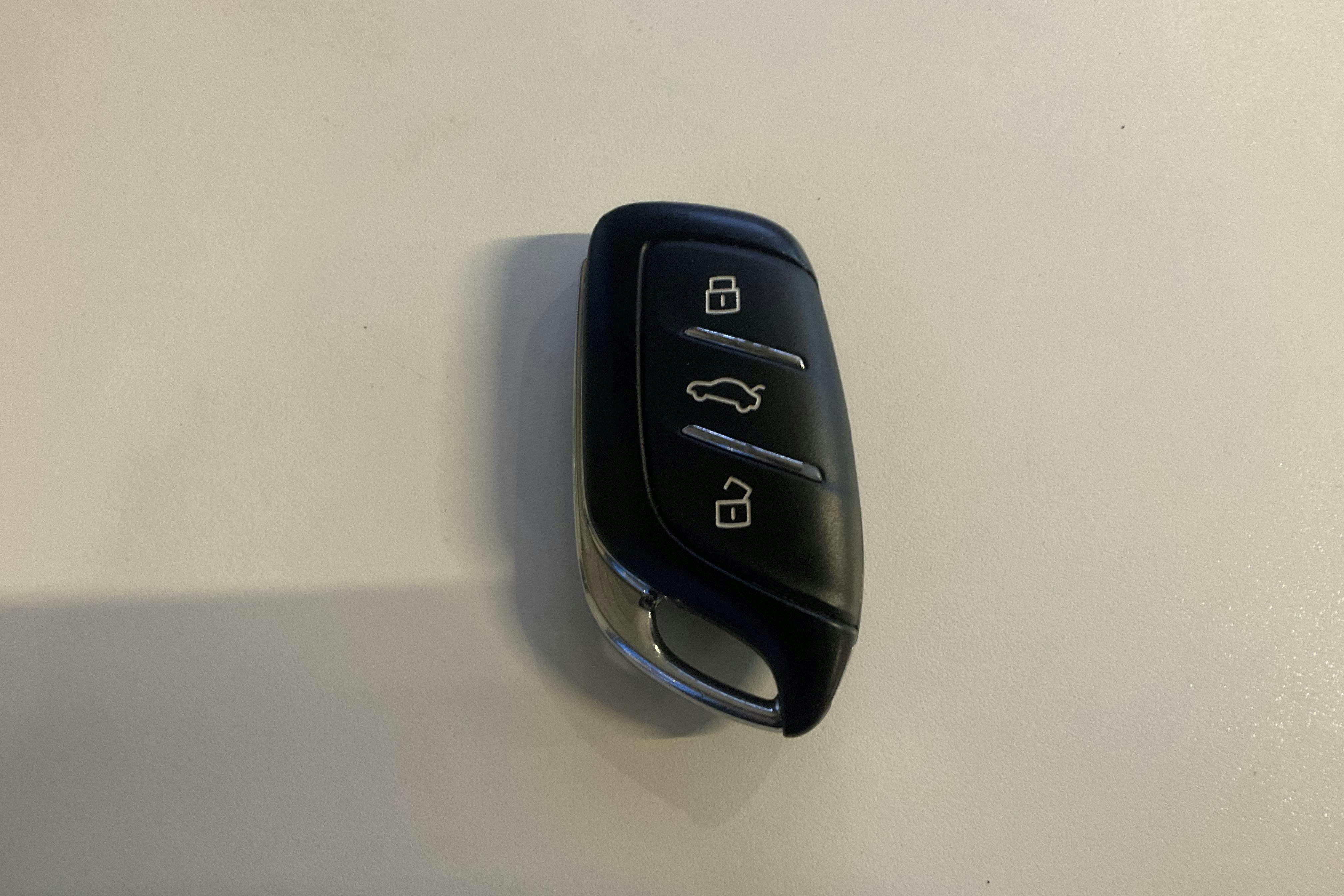 Presentation photo 20 of 20: MG ZS EV (156hk) - 45 990 km - Automatic - gray - 2023