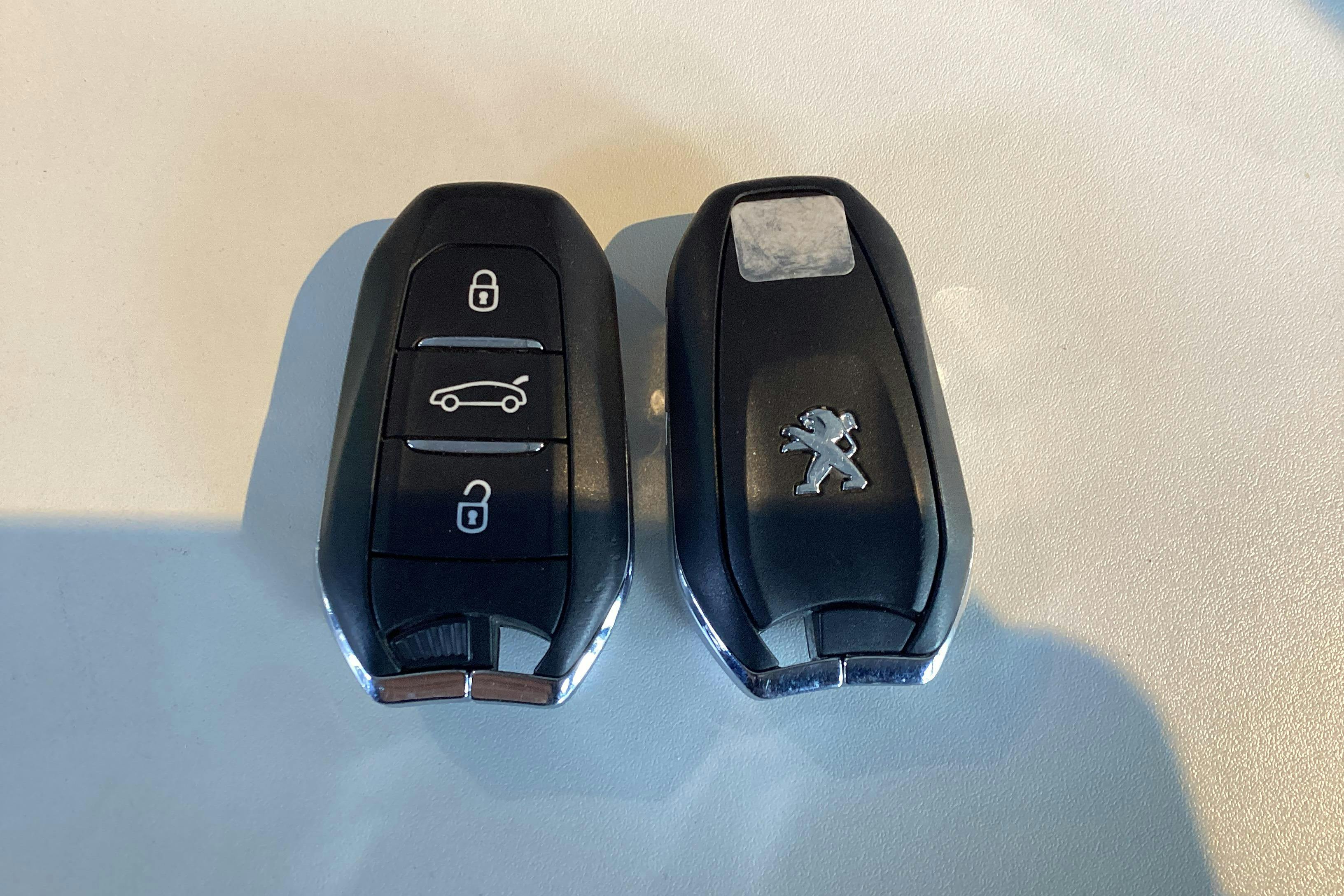 Presentation photo 20 of 20: Peugeot 508 1.6 Hybrid SW (225hk) - 87 190 km - Automatic - black - 2021