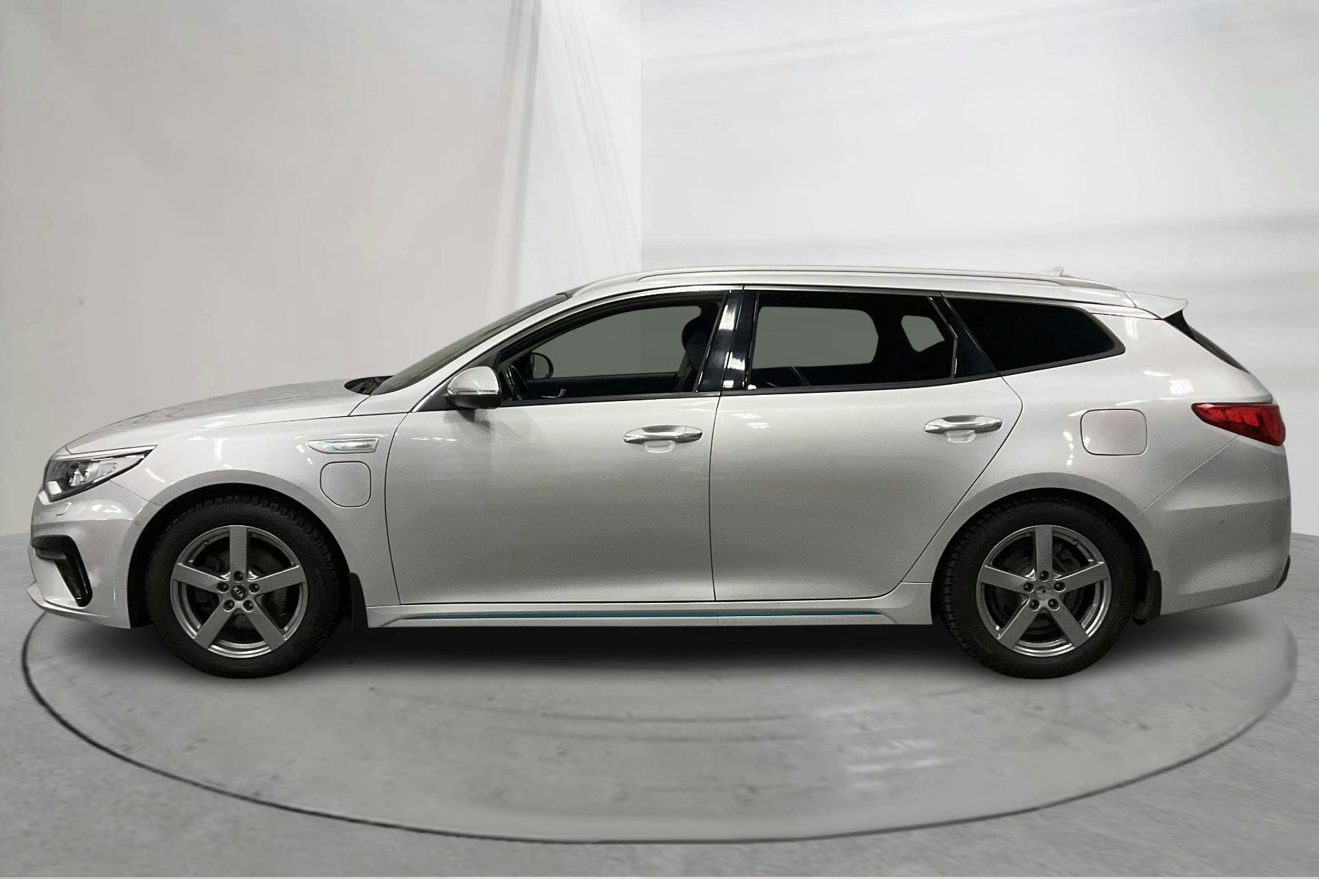 Presentationsfoto 2 av 22: KIA Optima 2.0 GDi Plug-in Hybrid SW (205hk) - 19 208 mil - Automat - grå - 2019