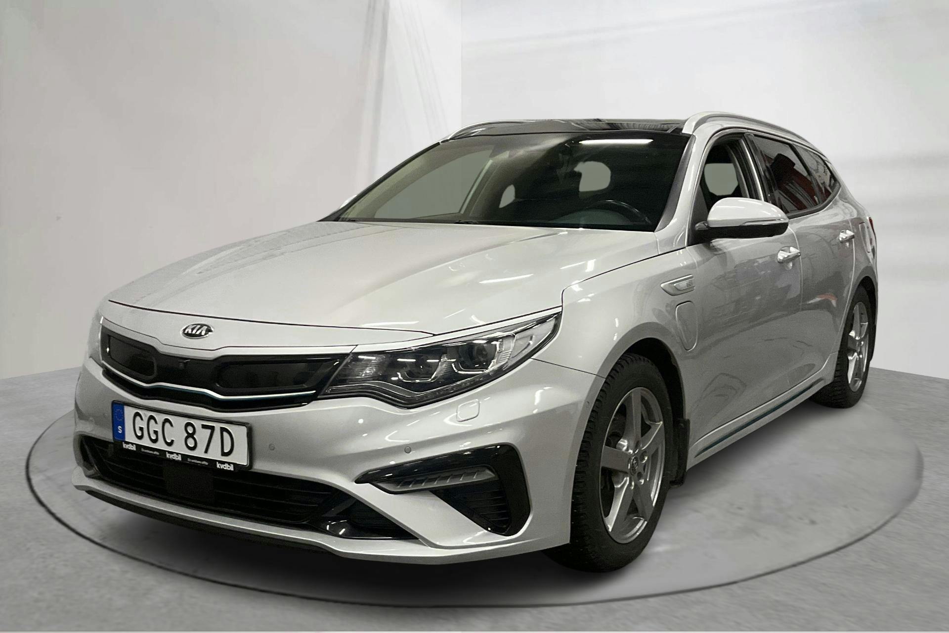 Presentationsfoto 1 av 22: KIA Optima 2.0 GDi Plug-in Hybrid SW (205hk) - 19 208 mil - Automat - grå - 2019