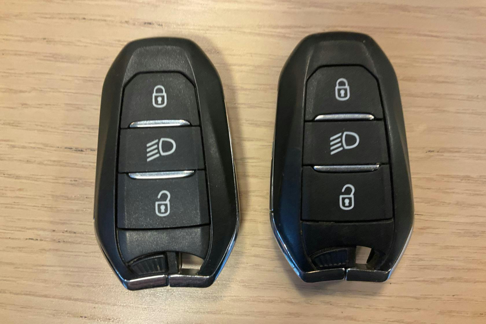 Presentationsfoto 14 av 14: Peugeot 5008 1.2 PureTech (130hk) - 20 383 mil - Automat - 2017