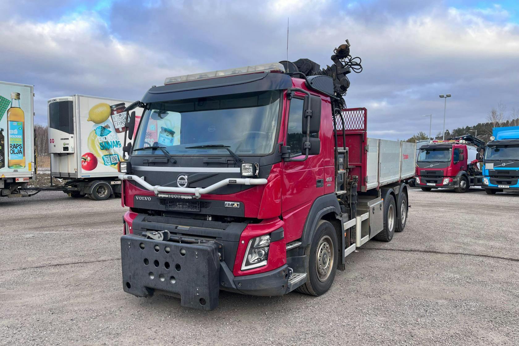Præsentationsfoto 1 af 133: Volvo FM 6*2 - 2 459 770 kilometer - Salgsautomat - Rød farve - 2015