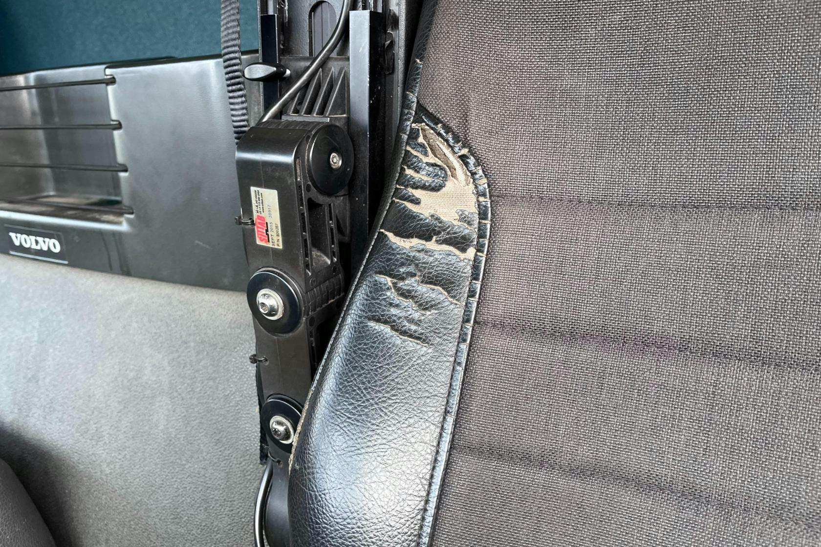 Præsentationsfoto 133 af 133: Volvo FM 6*2 - 2 459 770 kilometer - Salgsautomat - Rød farve - 2015