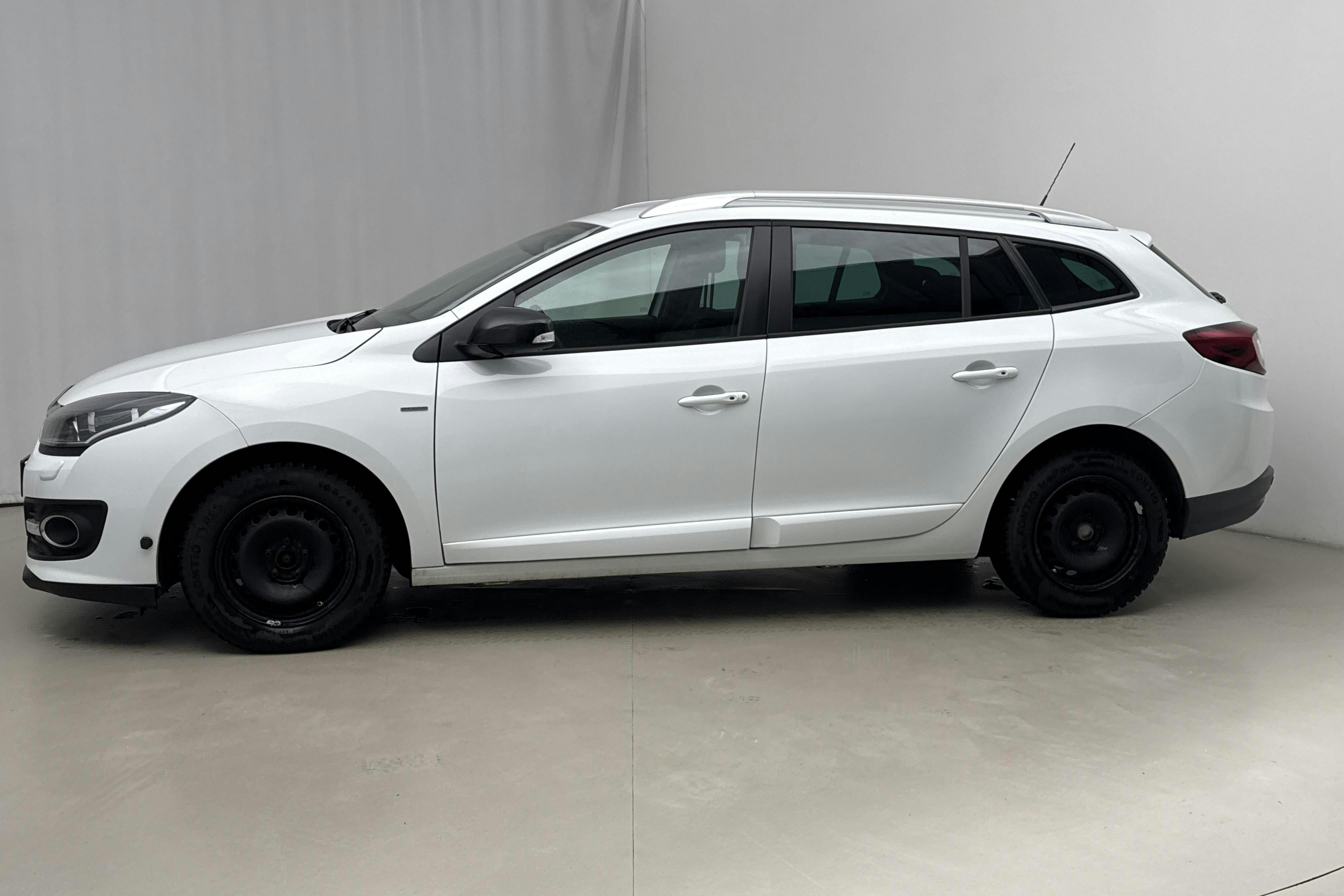 Presentationsfoto 2 av 12: Renault Mégane Phas III 1.5 dCi Sports Tourer (110hk) - 8 027 mil - Manuell - vit - 2016