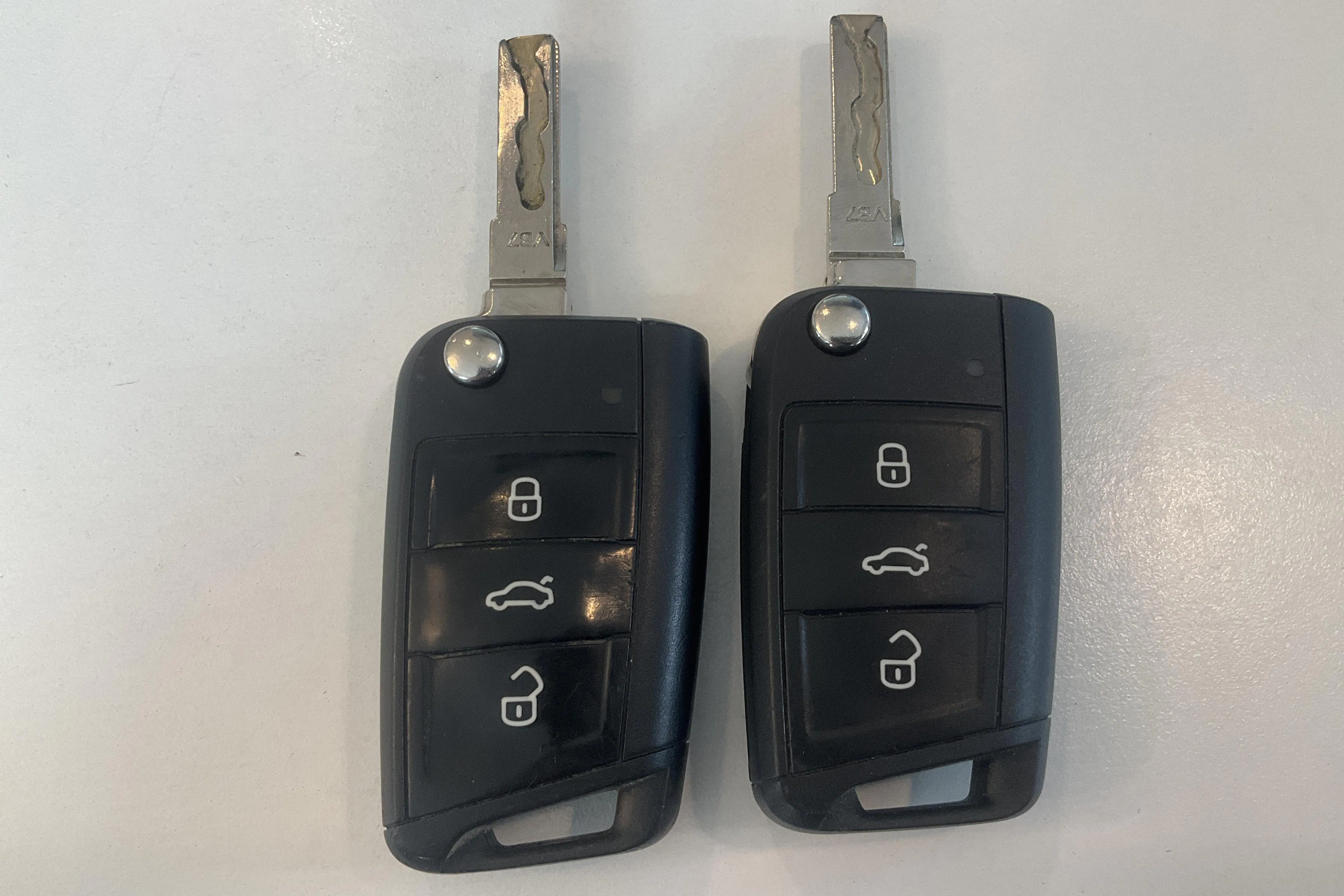 Presentationsfoto 16 av 16: Skoda Octavia III 1.4 G-TEC Combi (110hk) - 16 236 mil - Manuell - röd - 2015