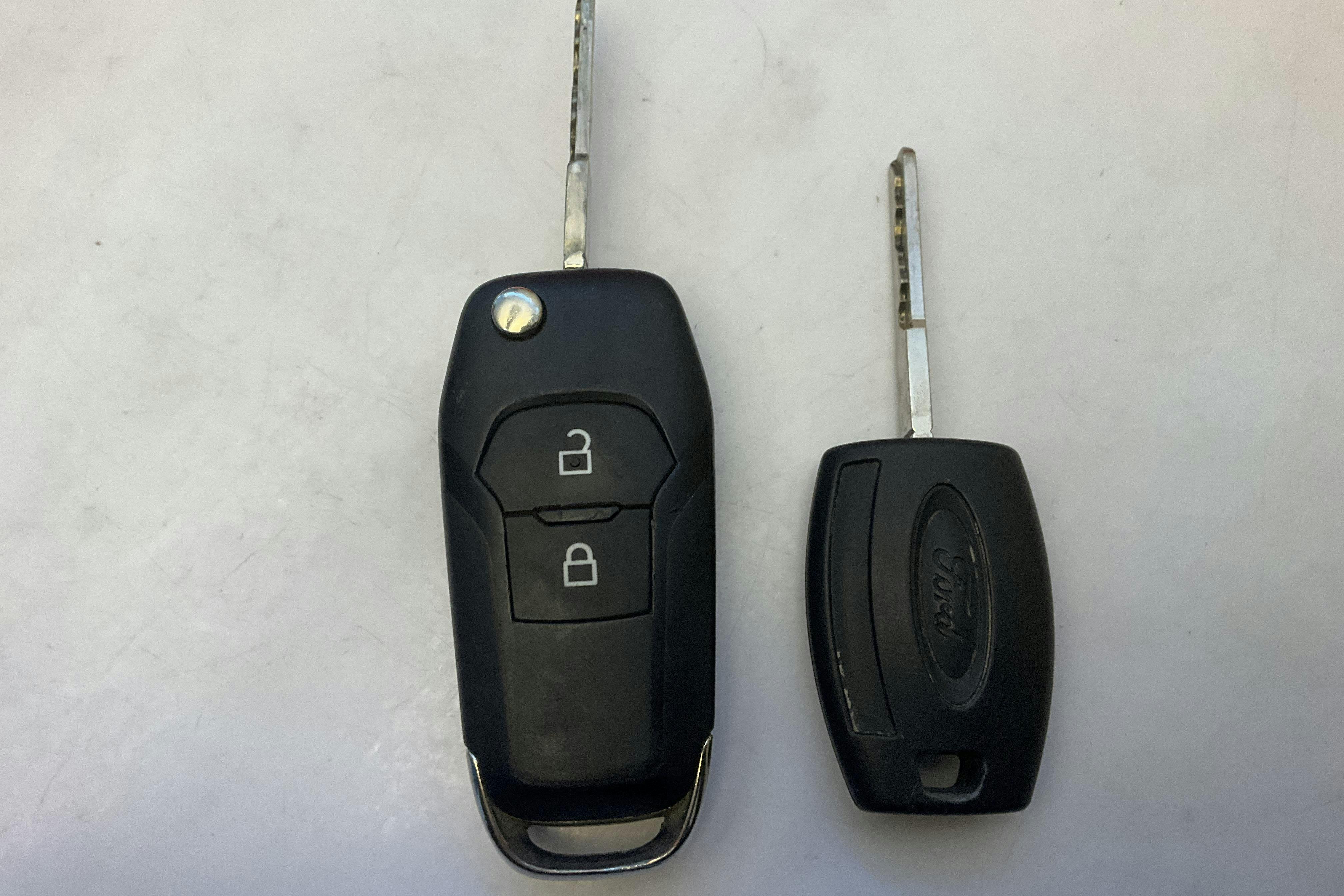 Præsentationsfoto 15 af 15: Ford Ranger 2.2 TDCi 4WD (160hk) - 26 300 kilometer - Salgsautomat - Hvid - 2018