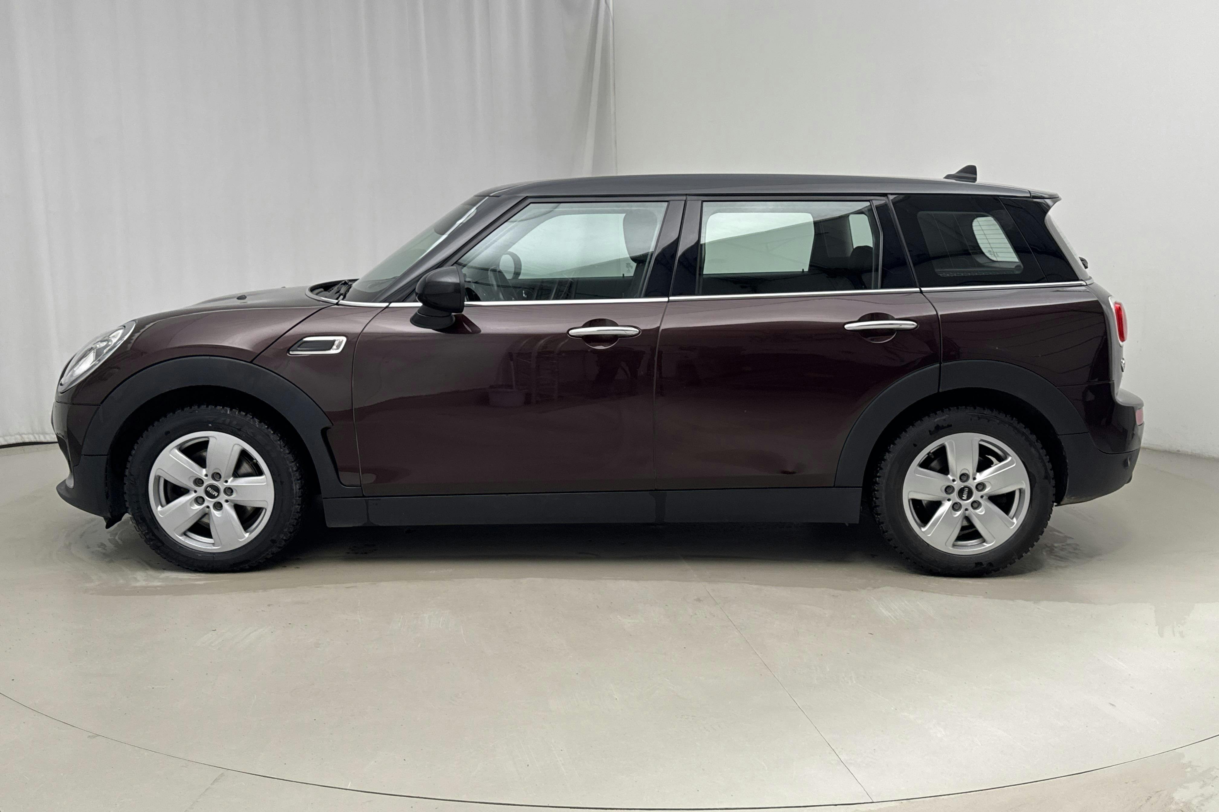 Presentation photo 2 of 14: MINI Cooper D 2.0 Clubman, F54 (150hk) - 157 570 km - Manual - red - 2017