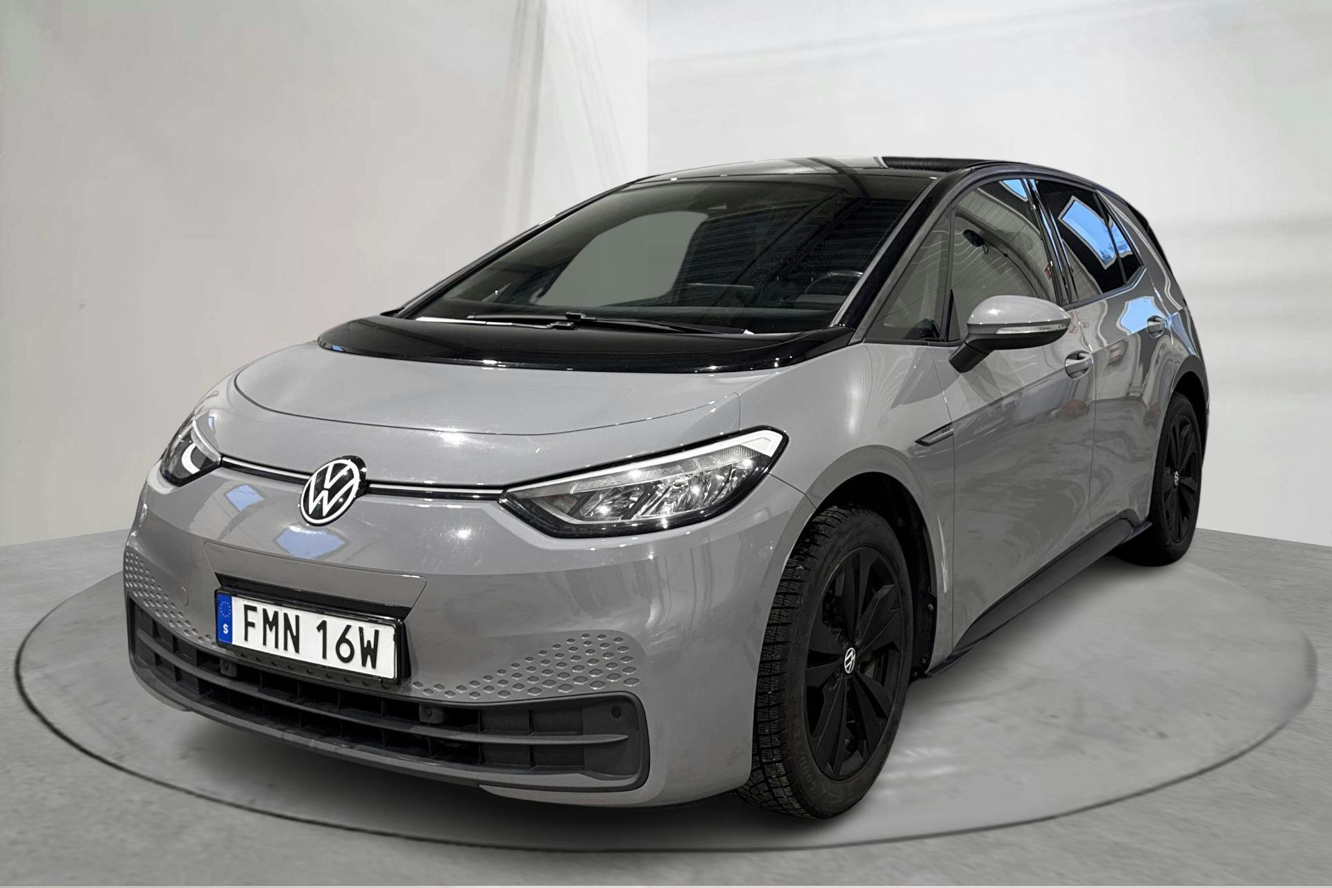 Presentationsfoto 1 av 17: VW ID.3 58kWh (204hk) - 9 786 mil - Automat - grå - 2021