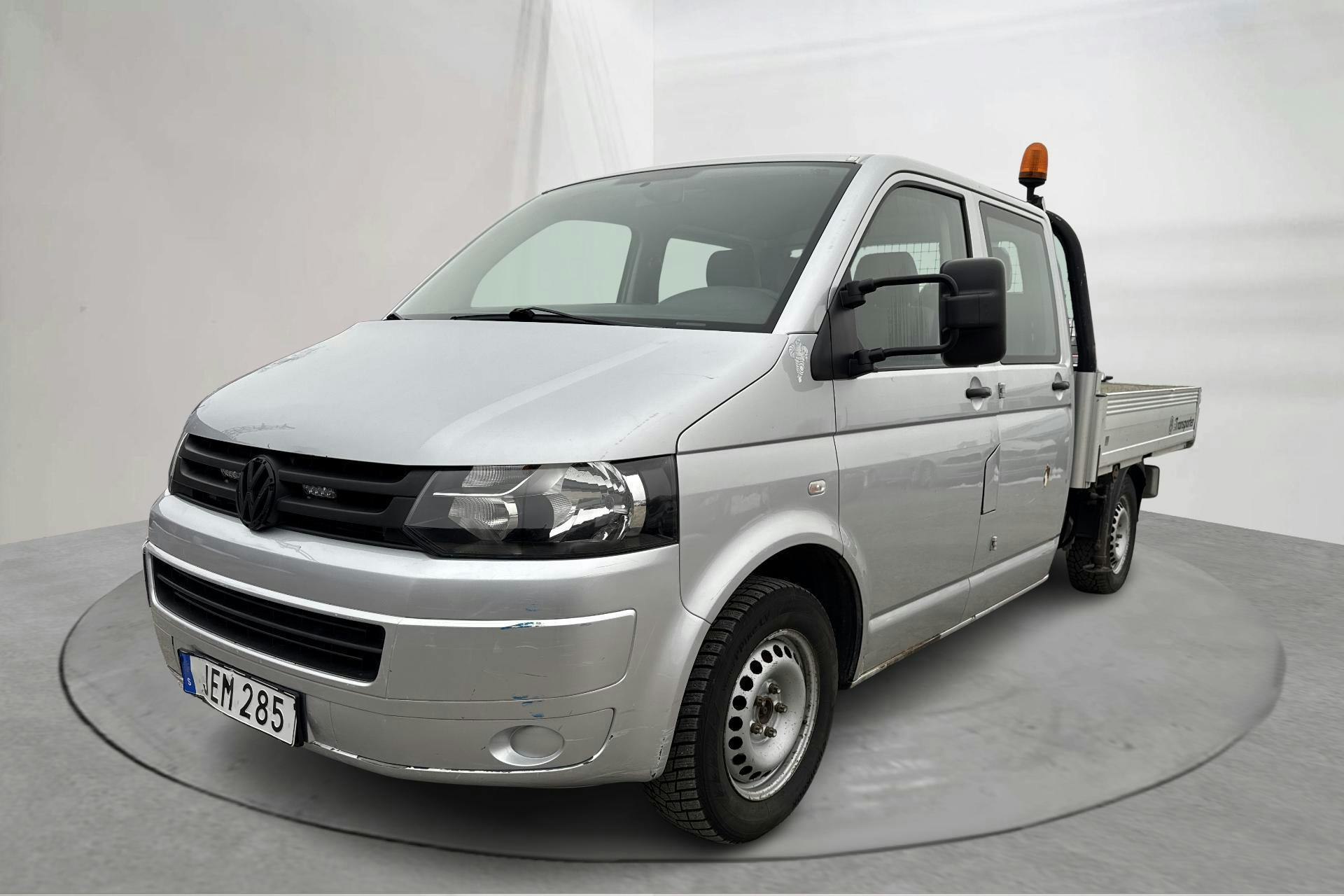Zdjęcie prezentacyjne 1 z 18: VW Transporter T5 2.0 TDI Pickup (140hk) - 151 800 km - Manualna - srebro - 2010