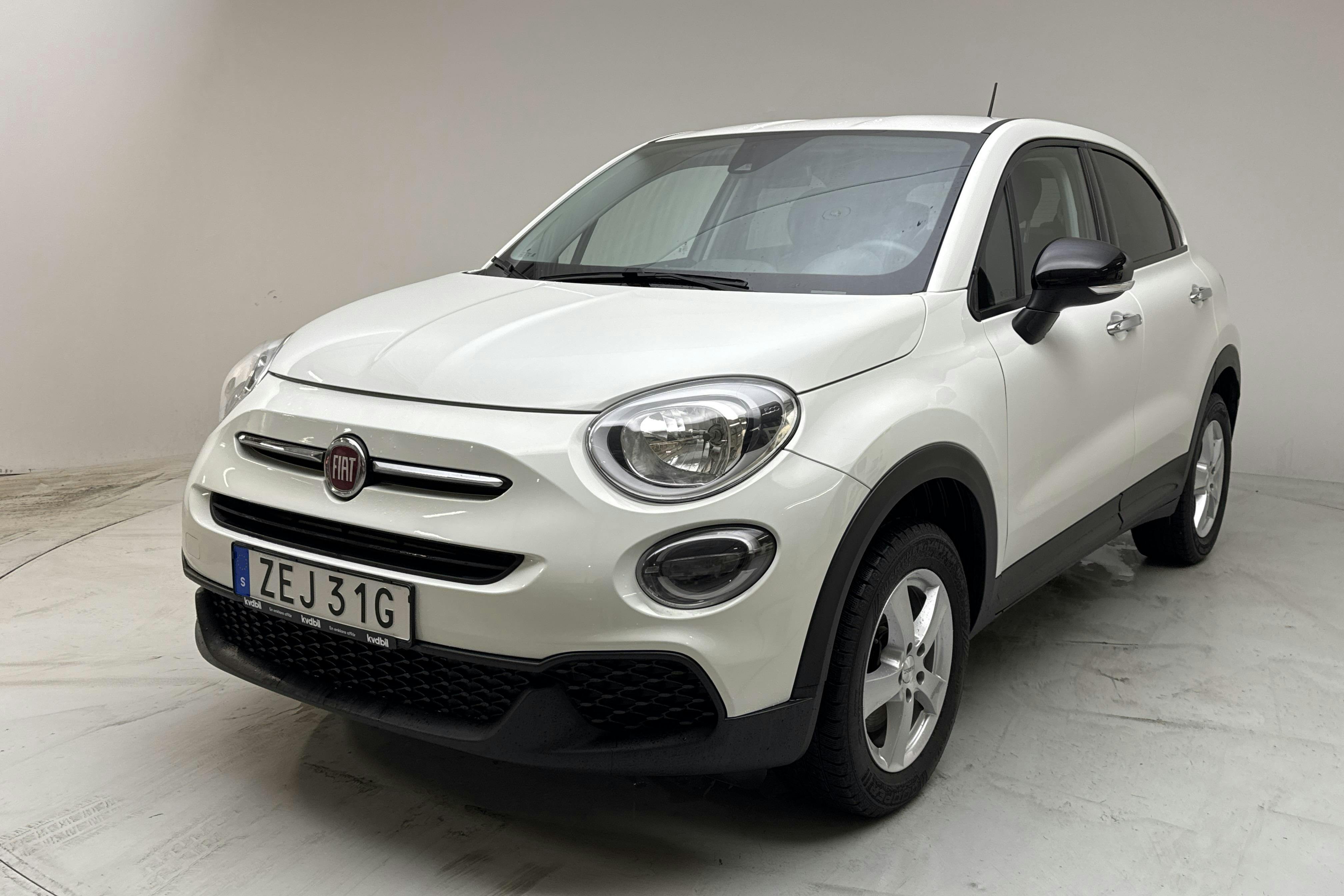 Præsentationsfoto 1 af 13: Fiat 500X 1.6 E-torq (110hk) - 80 230 kilometer - Manuel - Hvid - 2019