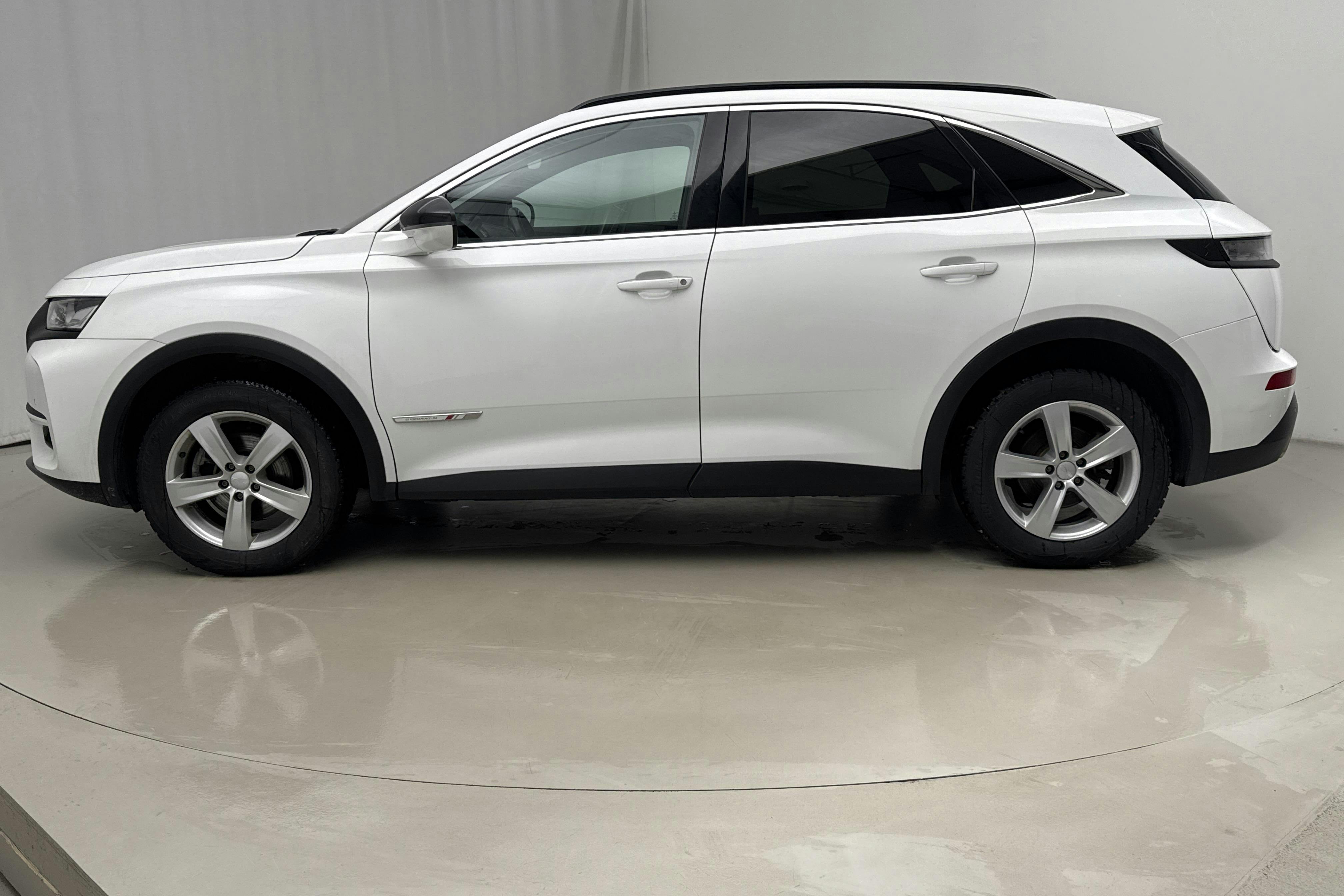 Esitlusfoto 2 aadressil 16: DS DS7 Crossback PureTech (180hk) - 73 730 km - Automaatne - valge - 2023