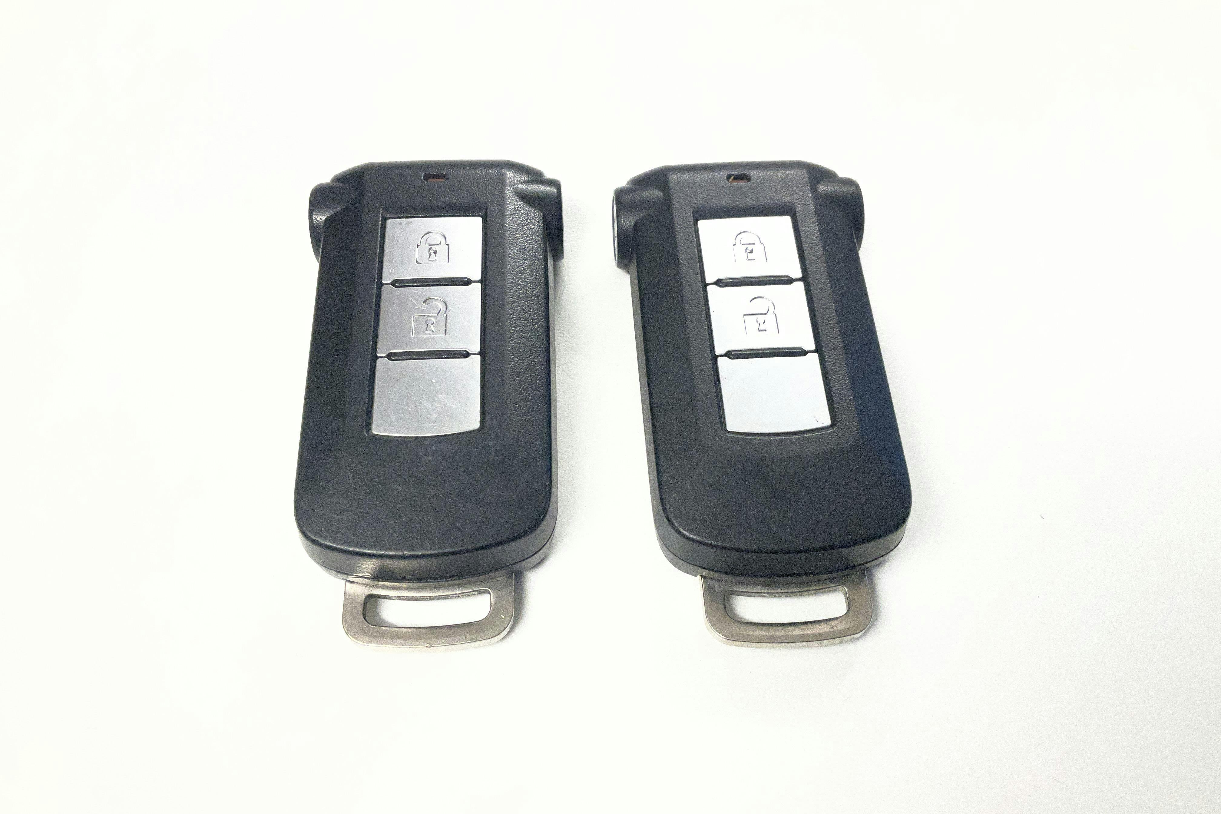 Præsentationsfoto 22 af 22: Mitsubishi Outlander 2.4 Plug-in Hybrid 4WD (136hk) - 72 460 kilometer - Salgsautomat - Hvid - 2020