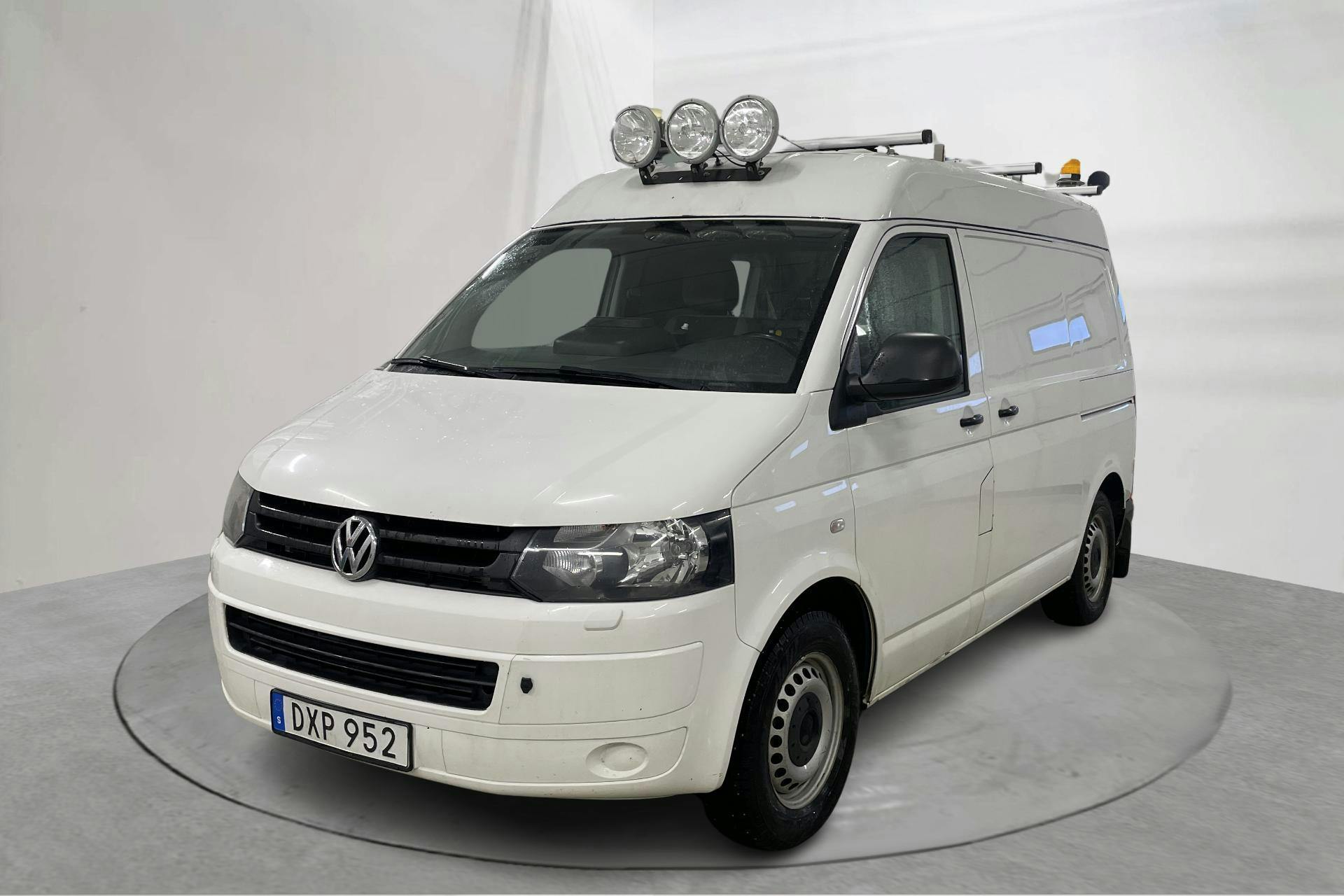 Presentationsfoto 1 av 17: VW Transporter T5 2.0 TDI 4MOTION (140hk) - 16 581 mil - Manuell - vit - 2015