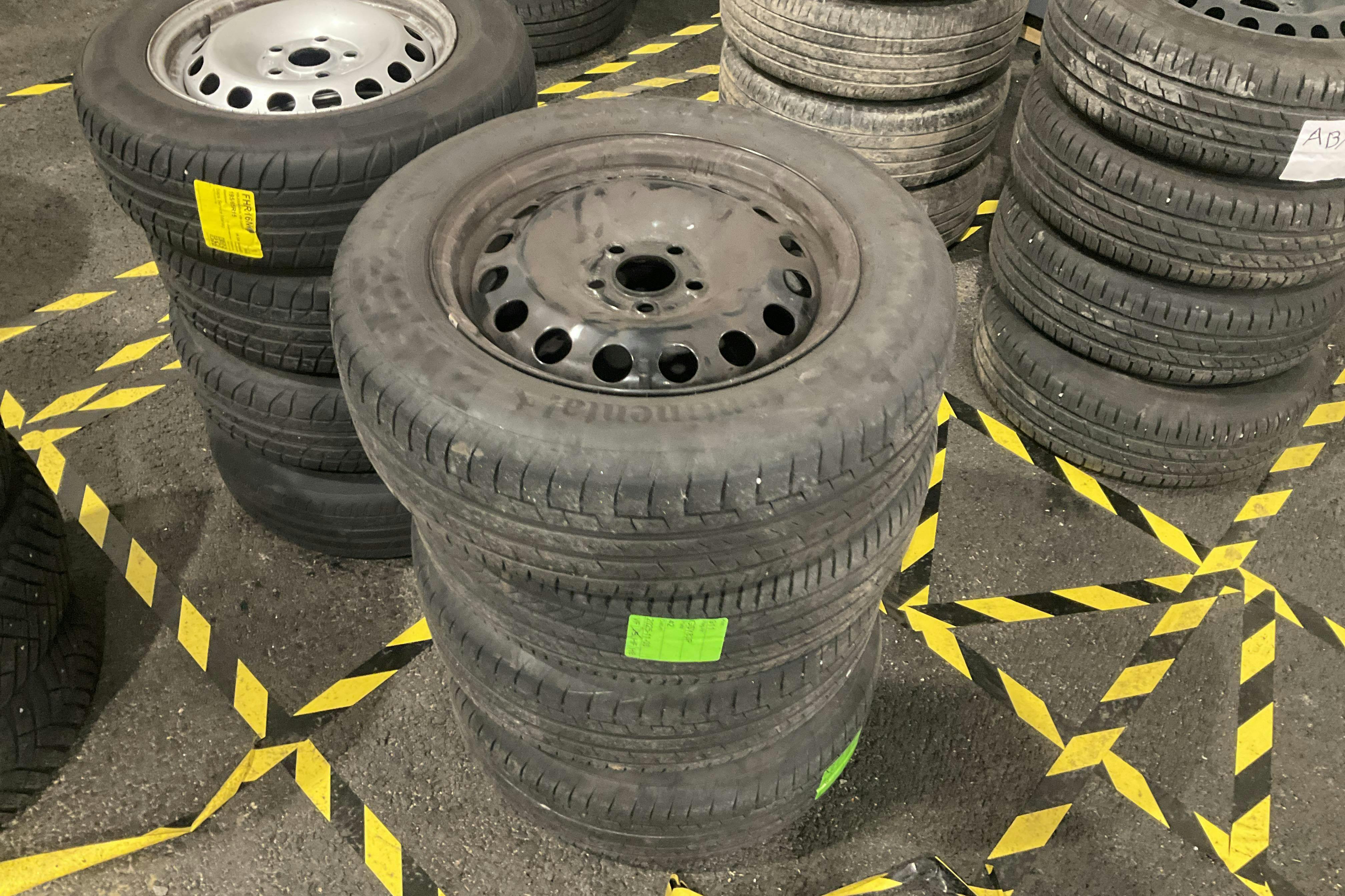 Præsentationsfoto 13 af 13: Ford Transit Connect 1.0T Ecoboost E85 (100hk) - 68 320 kilometer - Manuel - Sort - 2023