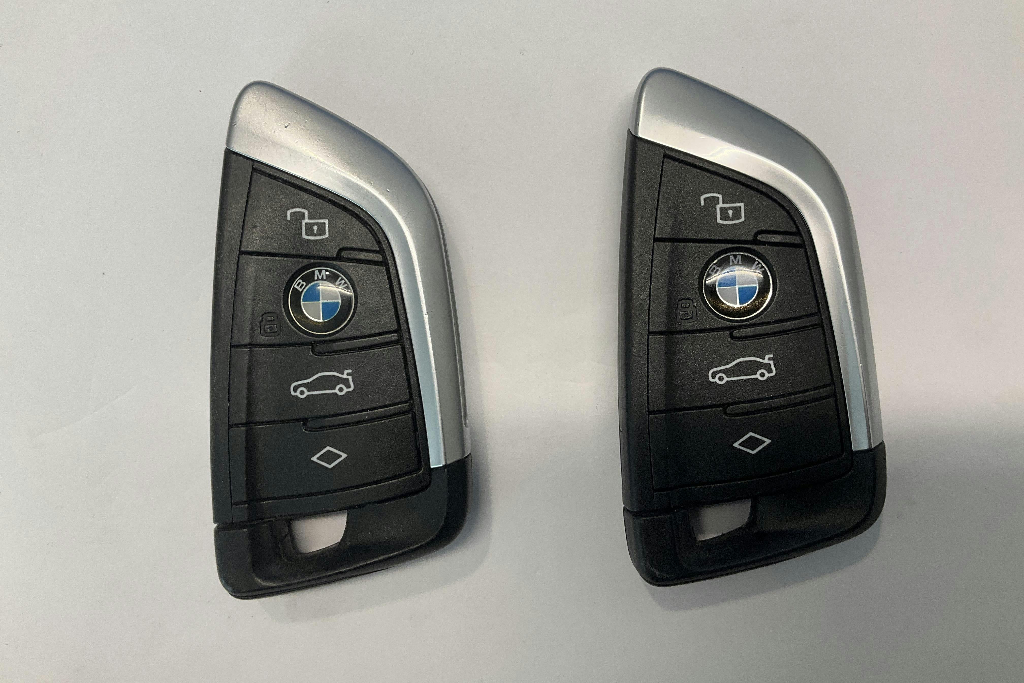 Presentationsfoto 19 av 19: BMW i4 eDrive40, G26 (340hk) - 7 953 mil - Automat - svart - 2024