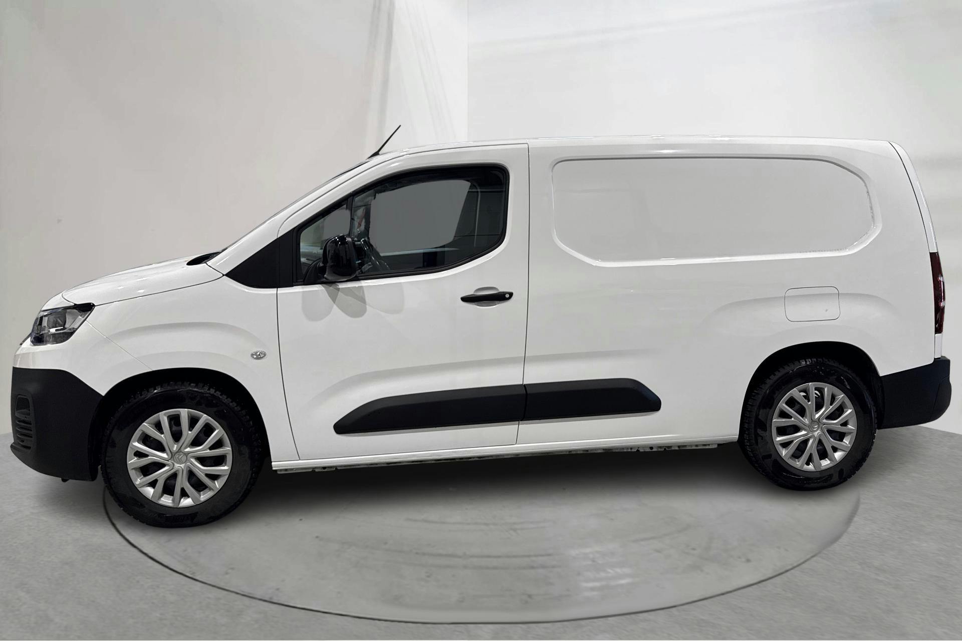 Presentationsfoto 2 av 19: Citroën e-Berlingo 50kWh (136hk) - 2 323 mil - Automat - vit - 2022