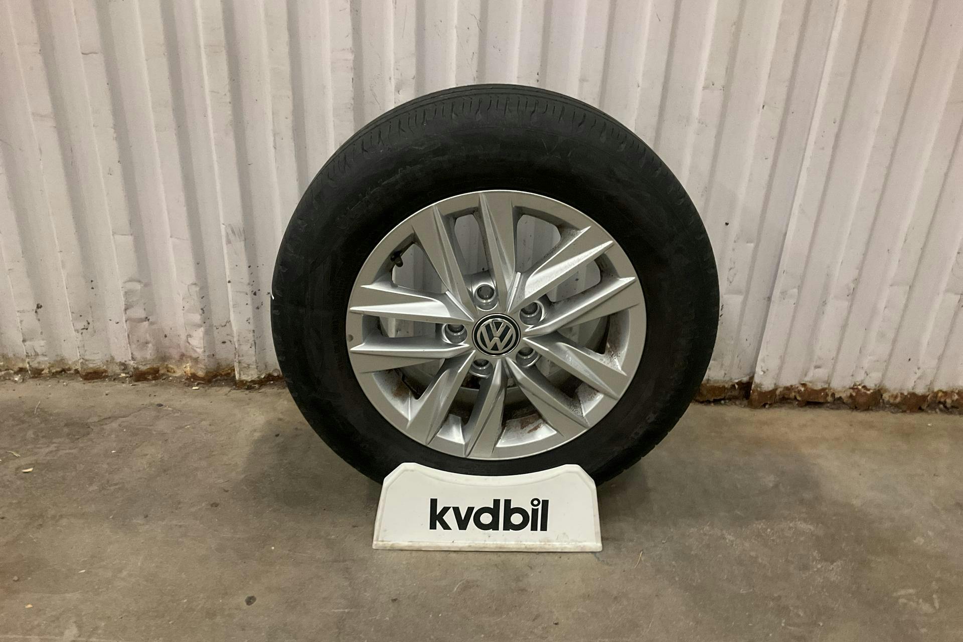 Presentationsfoto 15 av 15: VW Caddy 1.4 TGI Maxi Skåp (110hk) - 5 199 mil - Manuell - vit - 2020