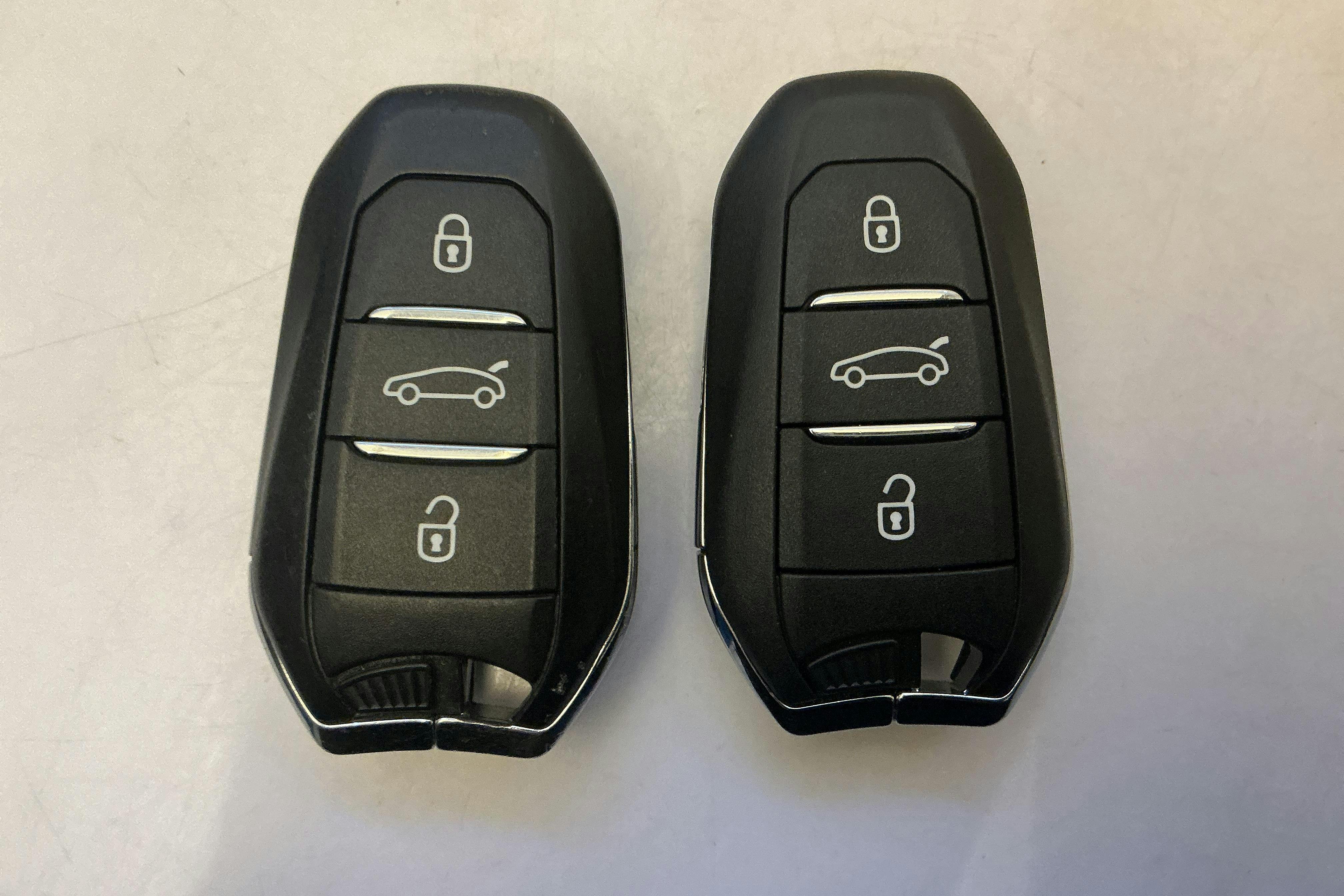 Presentation photo 12 of 12: Citroën C4 Picasso Puretech (130hk) - 62 580 km - Manual - black - 2015