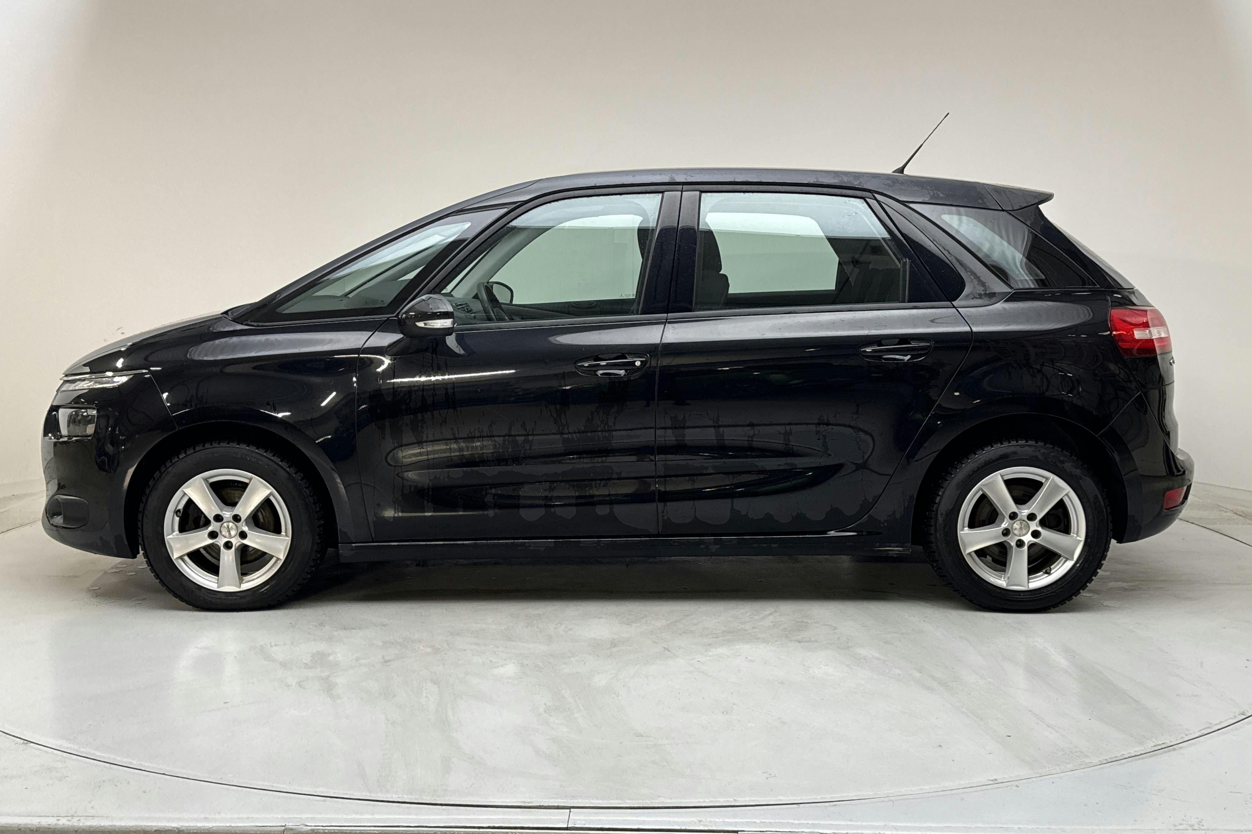 Presentation photo 2 of 12: Citroën C4 Picasso Puretech (130hk) - 62 580 km - Manual - black - 2015