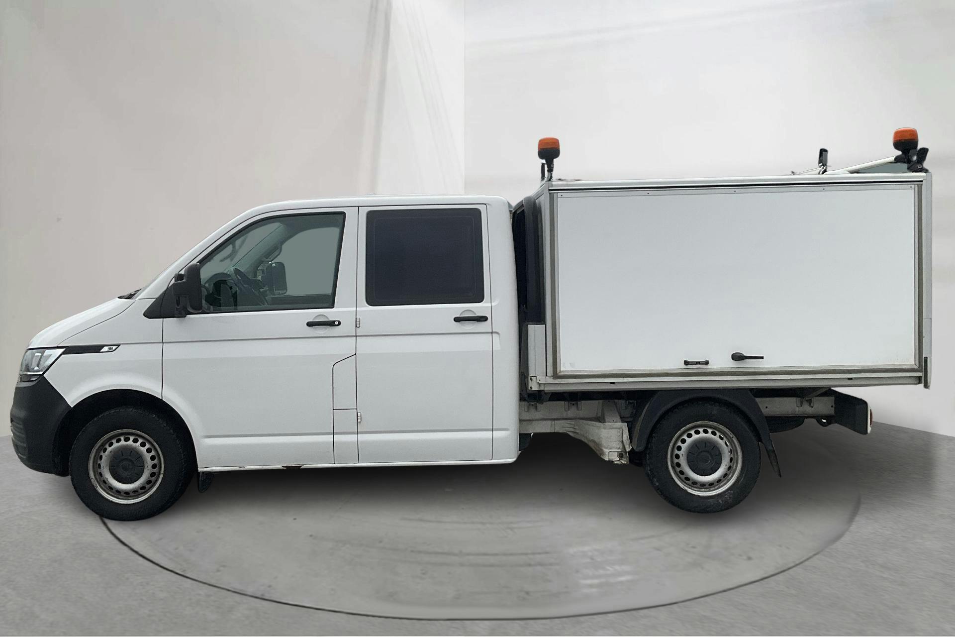 Präsentationsfoto 2 von 15: VW Transporter T6 2.0 TDI BMT 4MOTION (150hk) - 129 600 Kilometer - Handbuch - Weiß - 2020