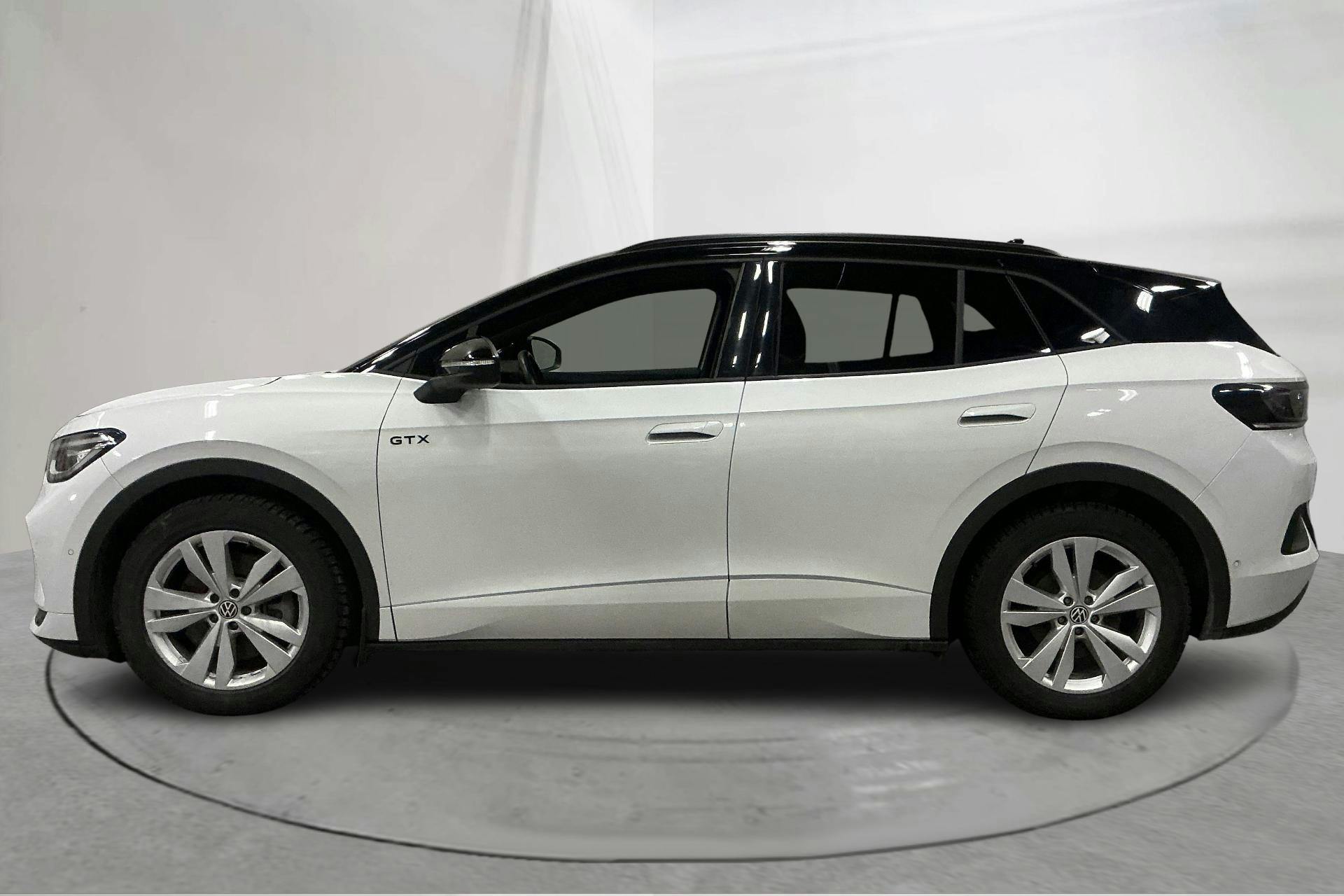 Præsentationsfoto 2 af 22: VW ID.4 GTX 77kWh AWD (299hk) - 80 180 kilometer - Salgsautomat - Hvid - 2023