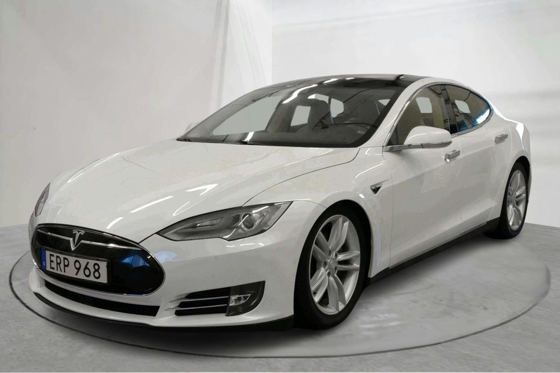 Presentationsfoto 1 av 20: Tesla Model S 85D - 16 809 mil - Automat - vit - 2015