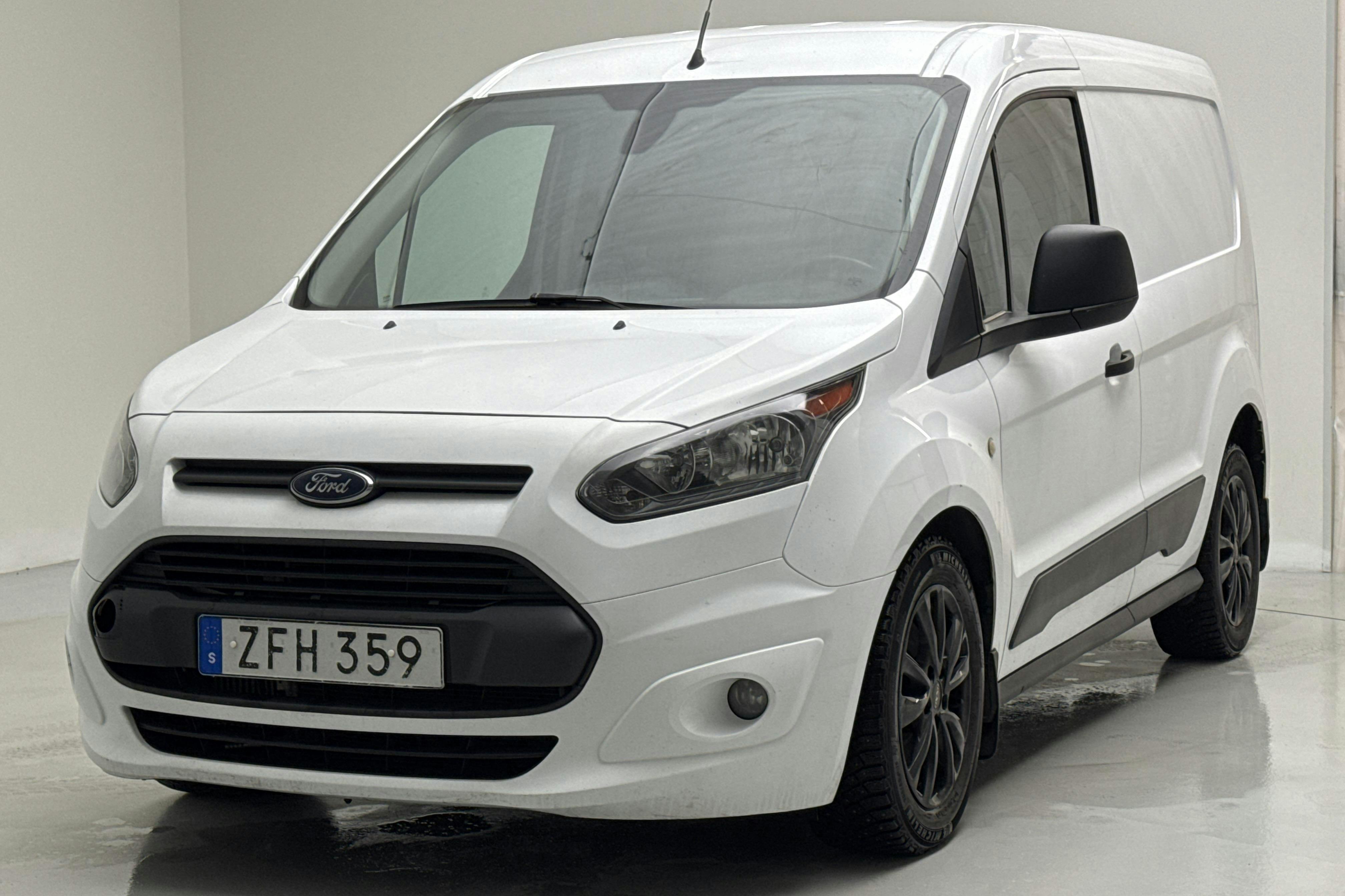 Presentationsfoto 1 av 13: Ford Transit Connect 1.5 TDCi (100hk) - 22 478 mil - Automat - vit - 2018