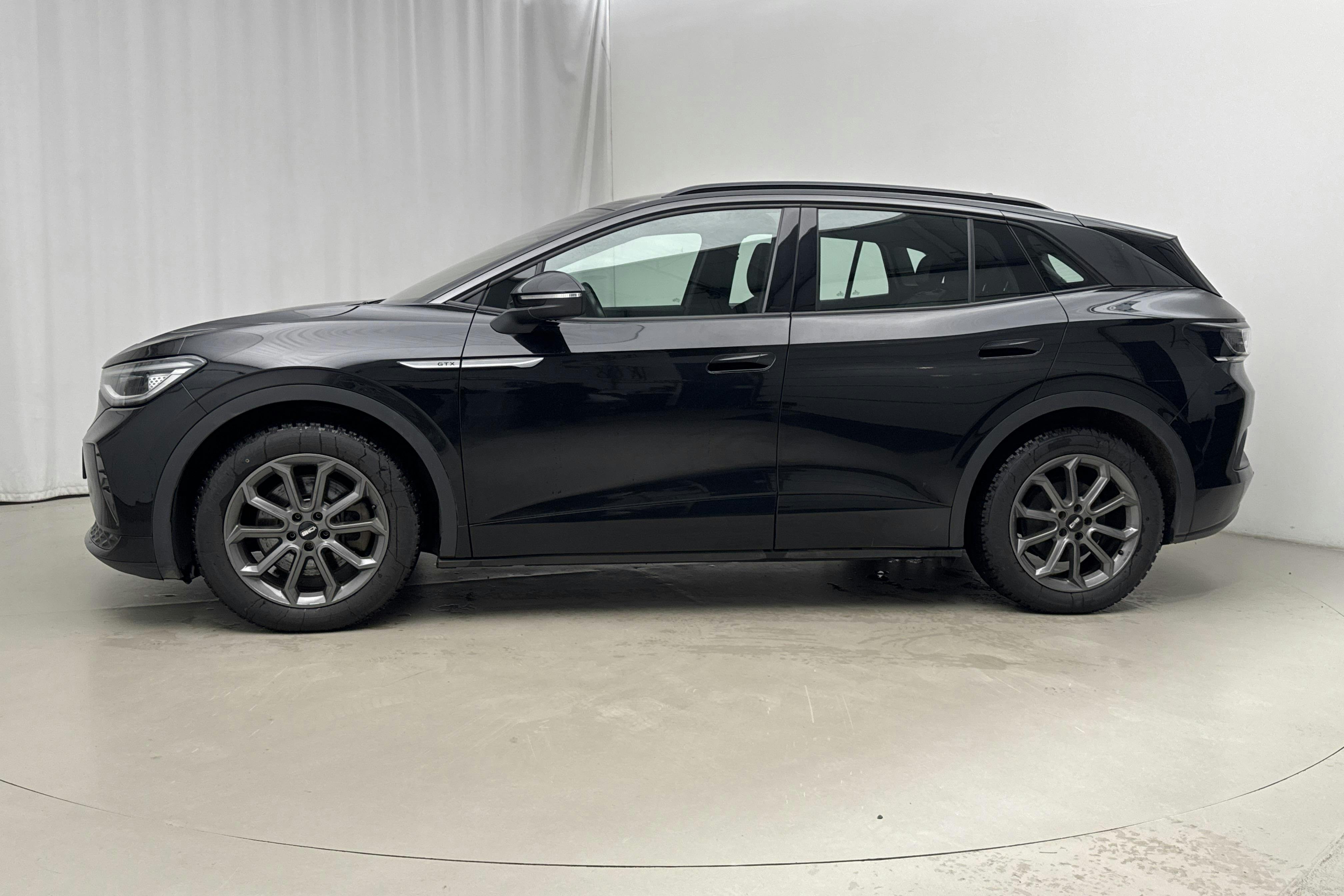 Esittelykuva 2 osoitteesta 17: VW ID.4 GTX 77kWh AWD (299hk) - 130 270 km - Automaattinen - musta - 2022