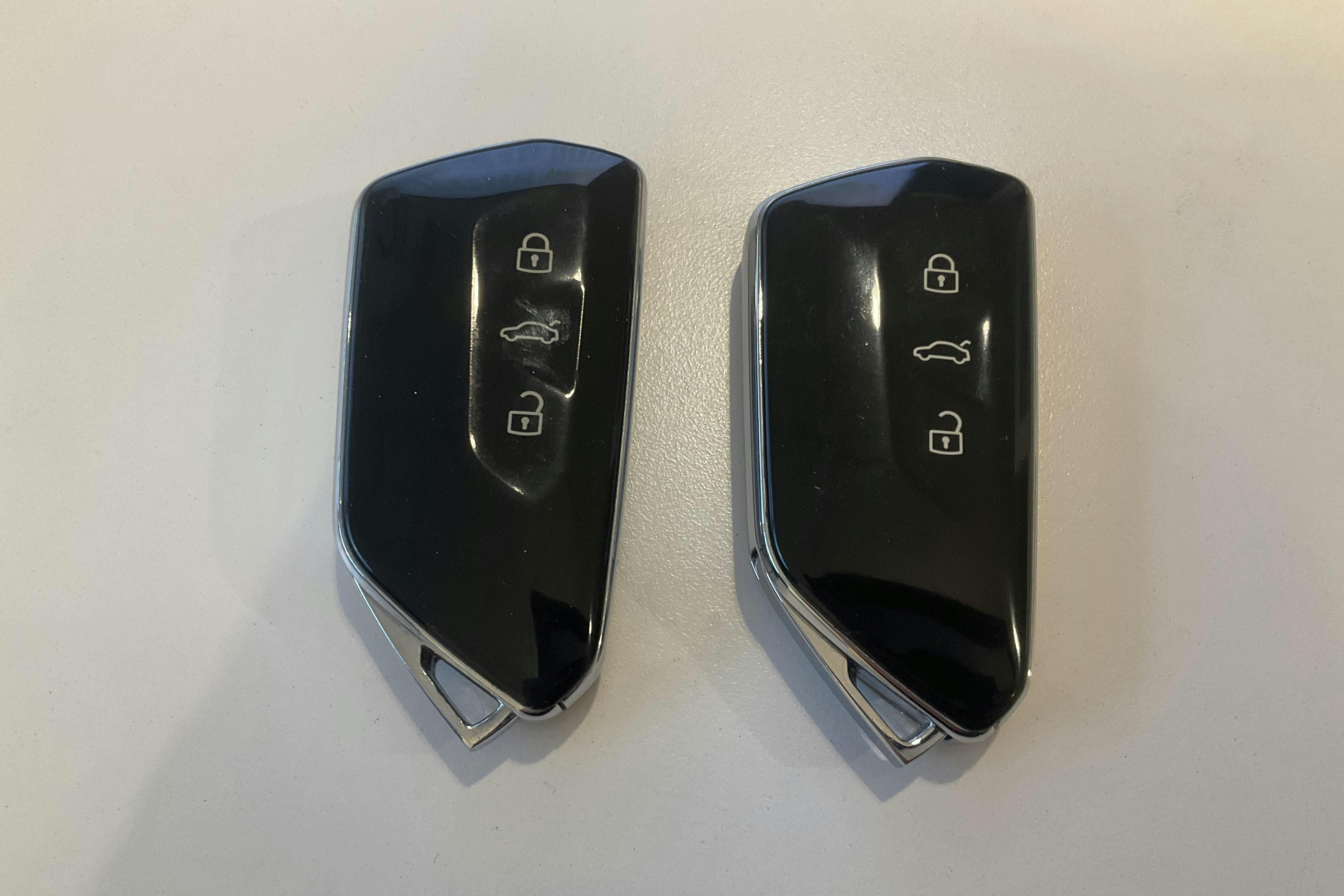 Esittelykuva 17 osoitteesta 17: VW ID.4 GTX 77kWh AWD (299hk) - 130 270 km - Automaattinen - musta - 2022