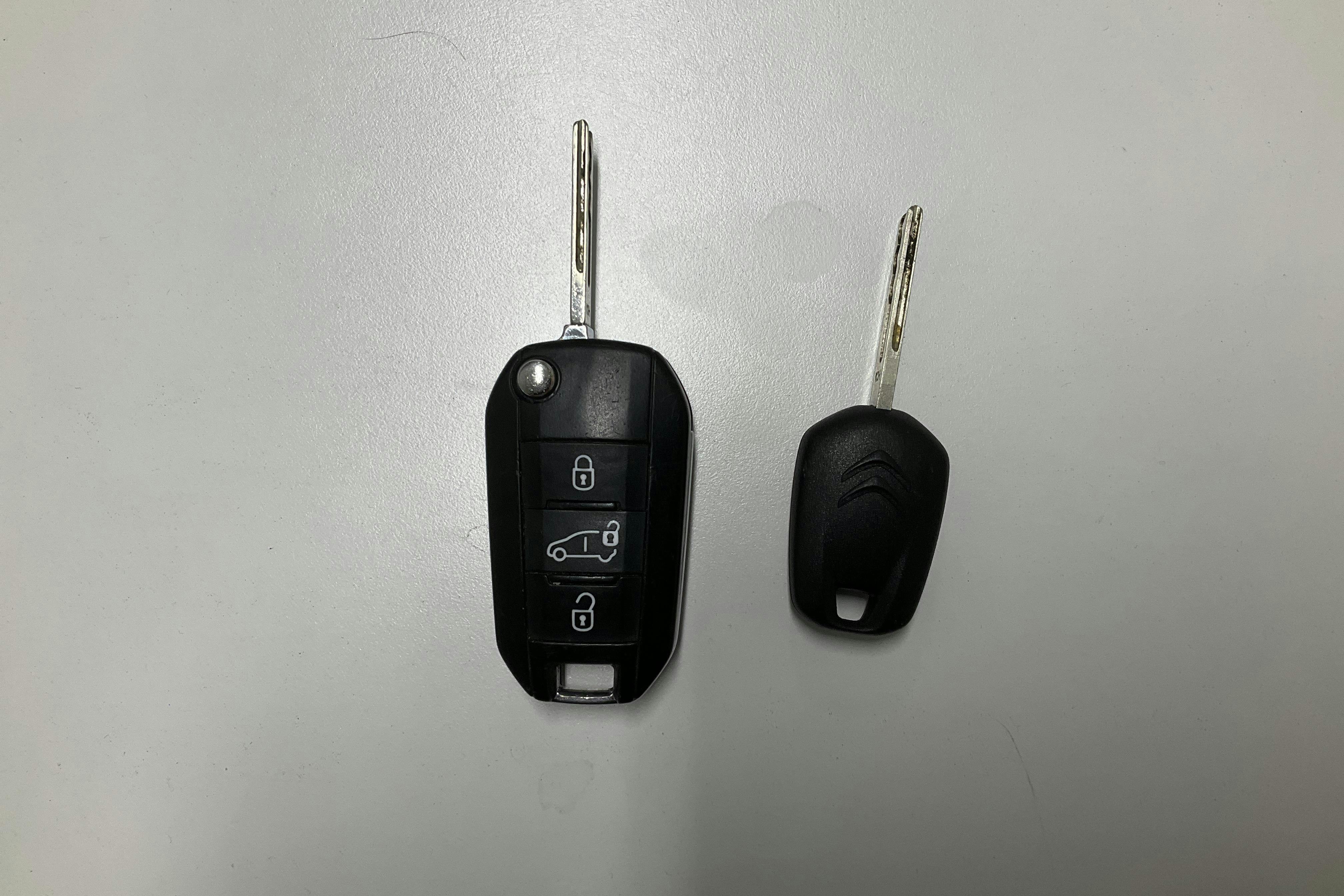 Presentationsfoto 11 av 11: Citroën Berlingo 1.5 BlueHDi Skåp (100hk) - 7 731 mil - Manuell - vit - 2019