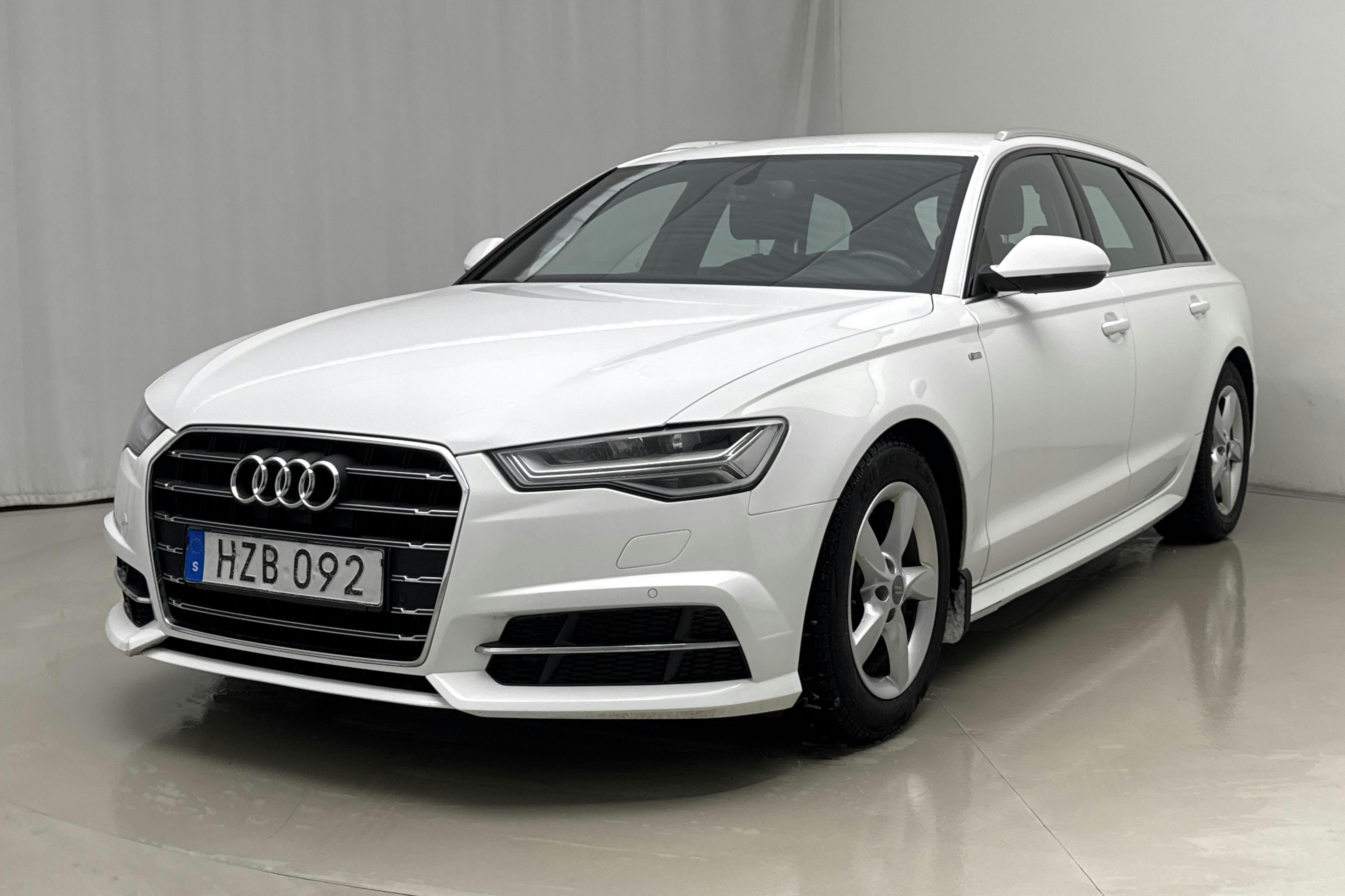 Zdjęcie prezentacyjne 1 z 22: Audi A6 2.0 TDI Avant (190hk) - 244 080 km - Automatyczna - biały - 2018