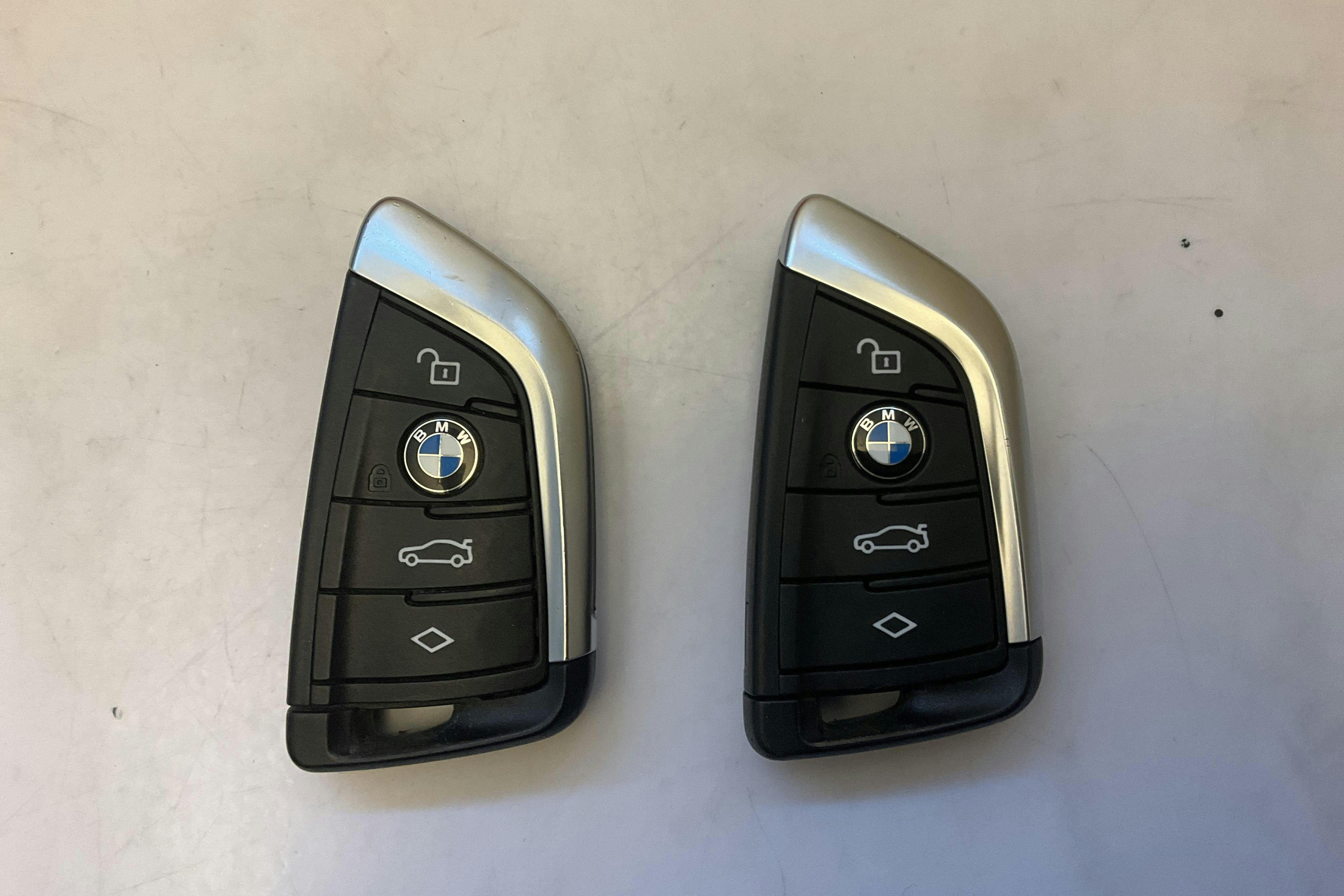 Presentation photo 19 of 19: BMW iX3 LCI, G08 (286hk) - 83 850 km - Automatic - blue - 2022