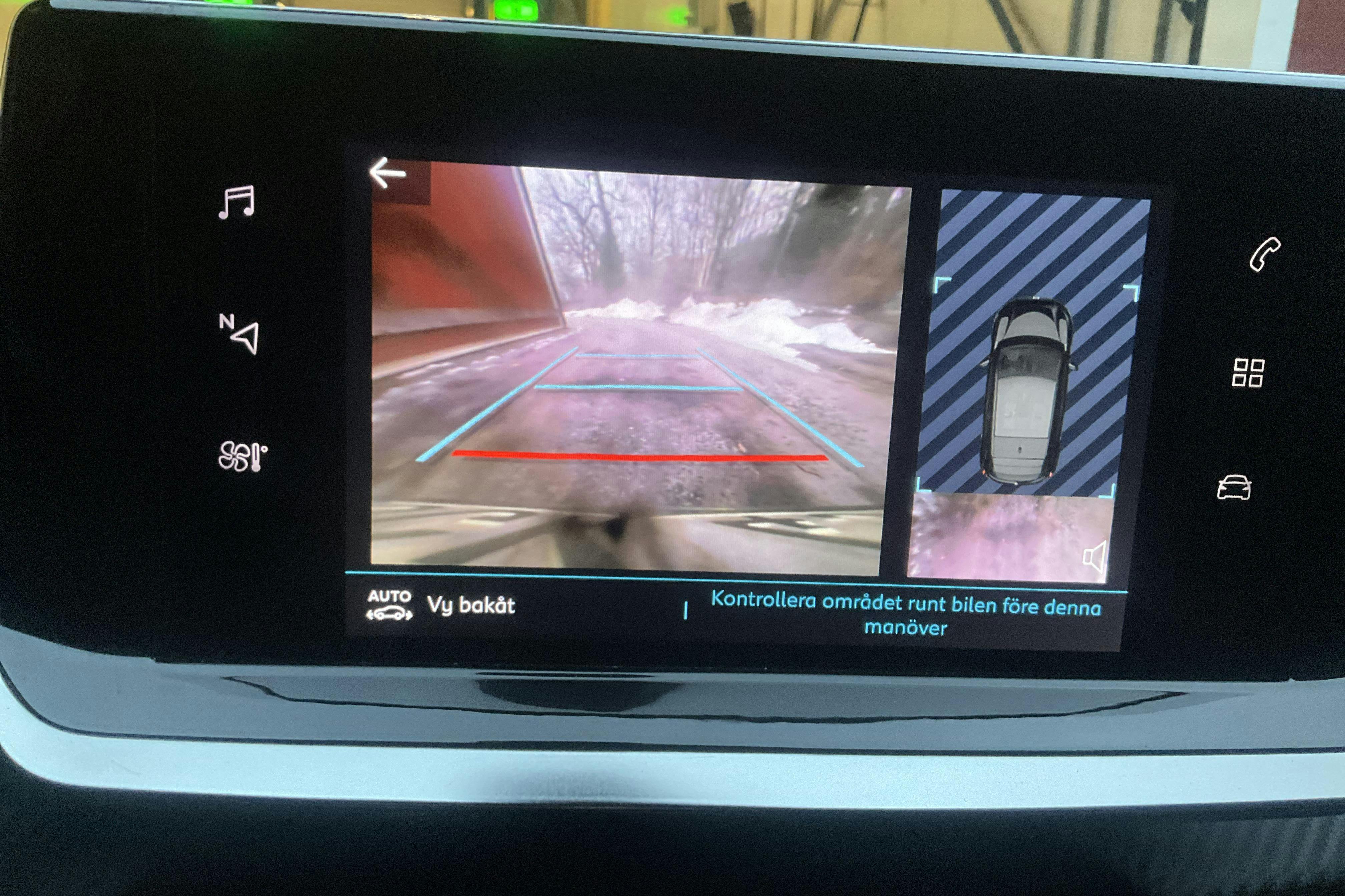 Presentationsfoto 15 av 15: Peugeot e-208 50kWh 5dr (136hk) - 7 797 mil - Automat - vit - 2022