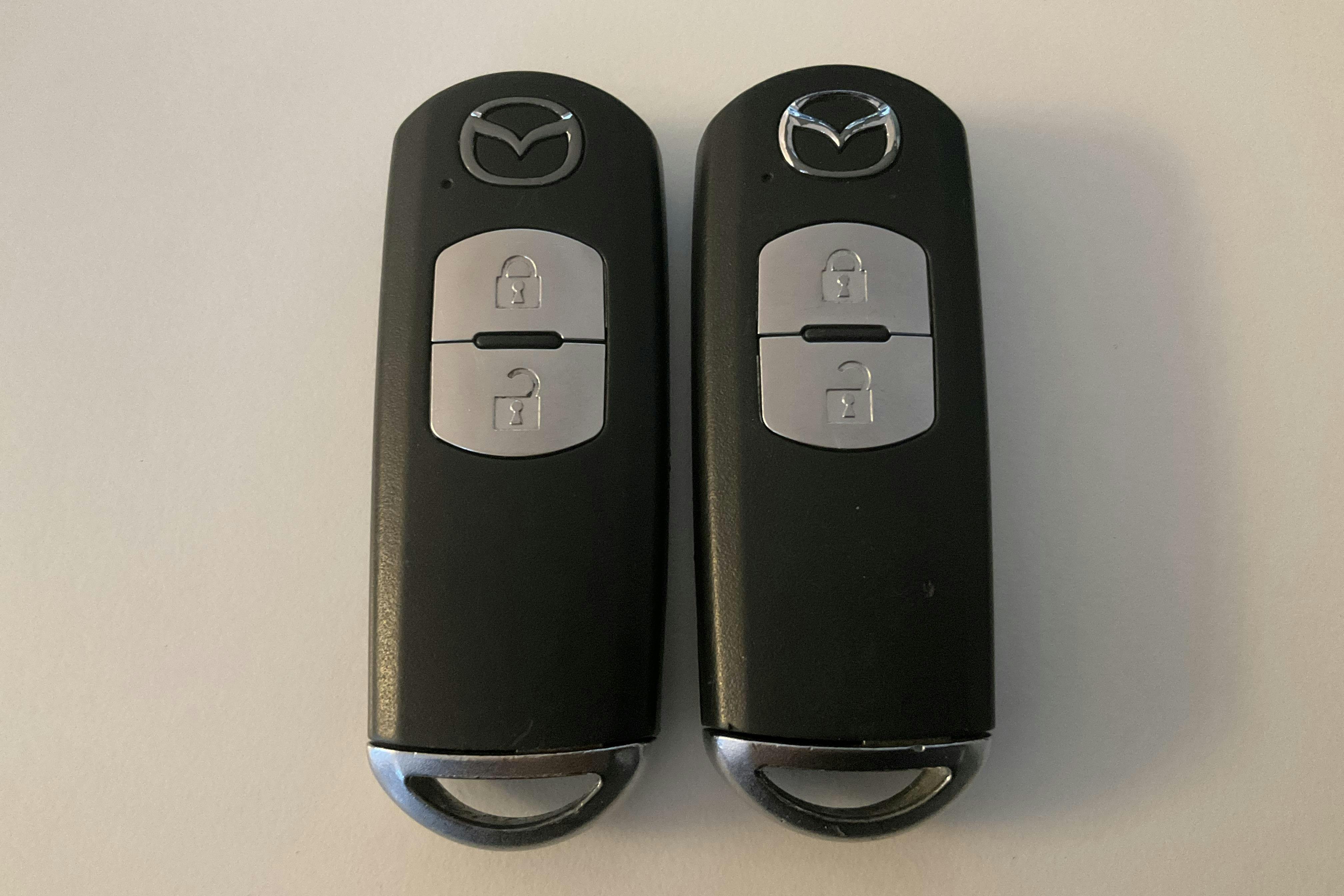 Presentationsfoto 21 av 21: Mazda CX-5 2.2 DE AWD (175hk) - 18 387 mil - Manuell - grå - 2015