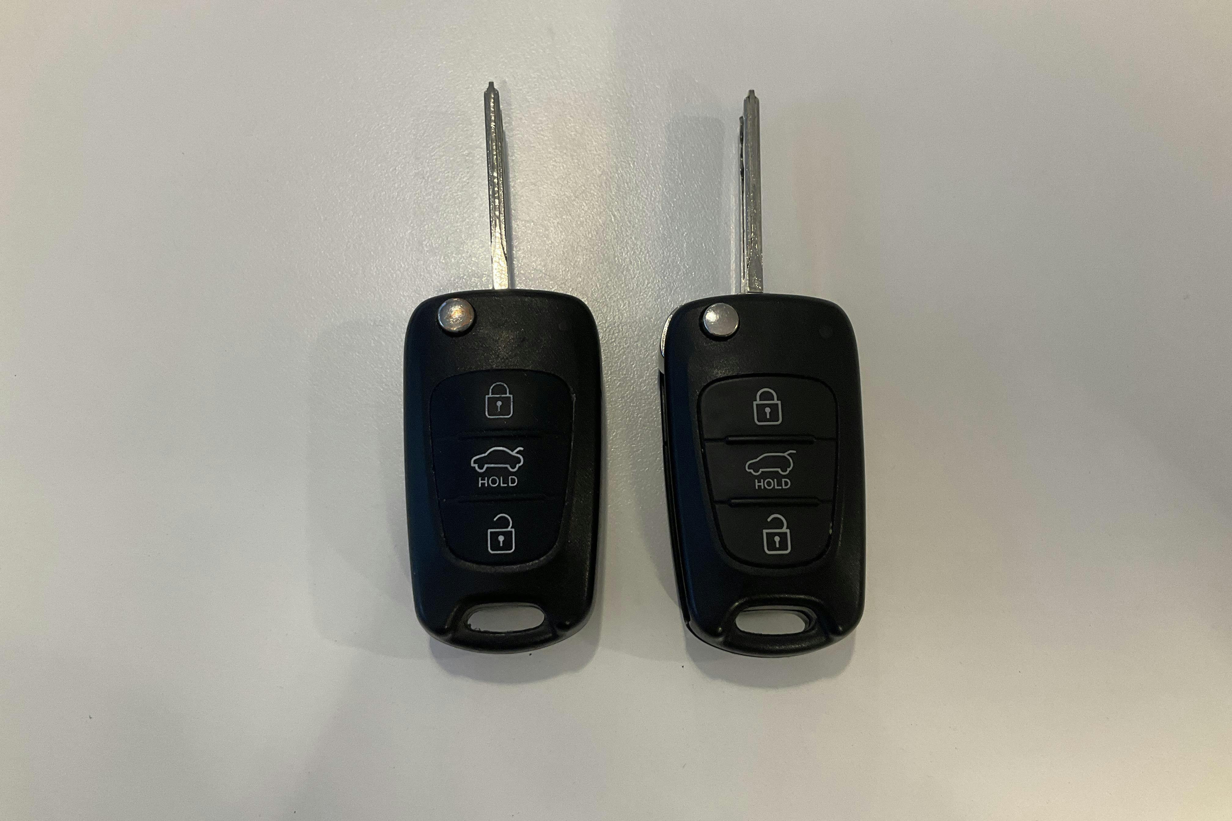 Præsentationsfoto 13 af 13: KIA Cee'd 1.6 CRDi SW (128hk) - 147 190 kilometer - Manuel - Sort - 2012